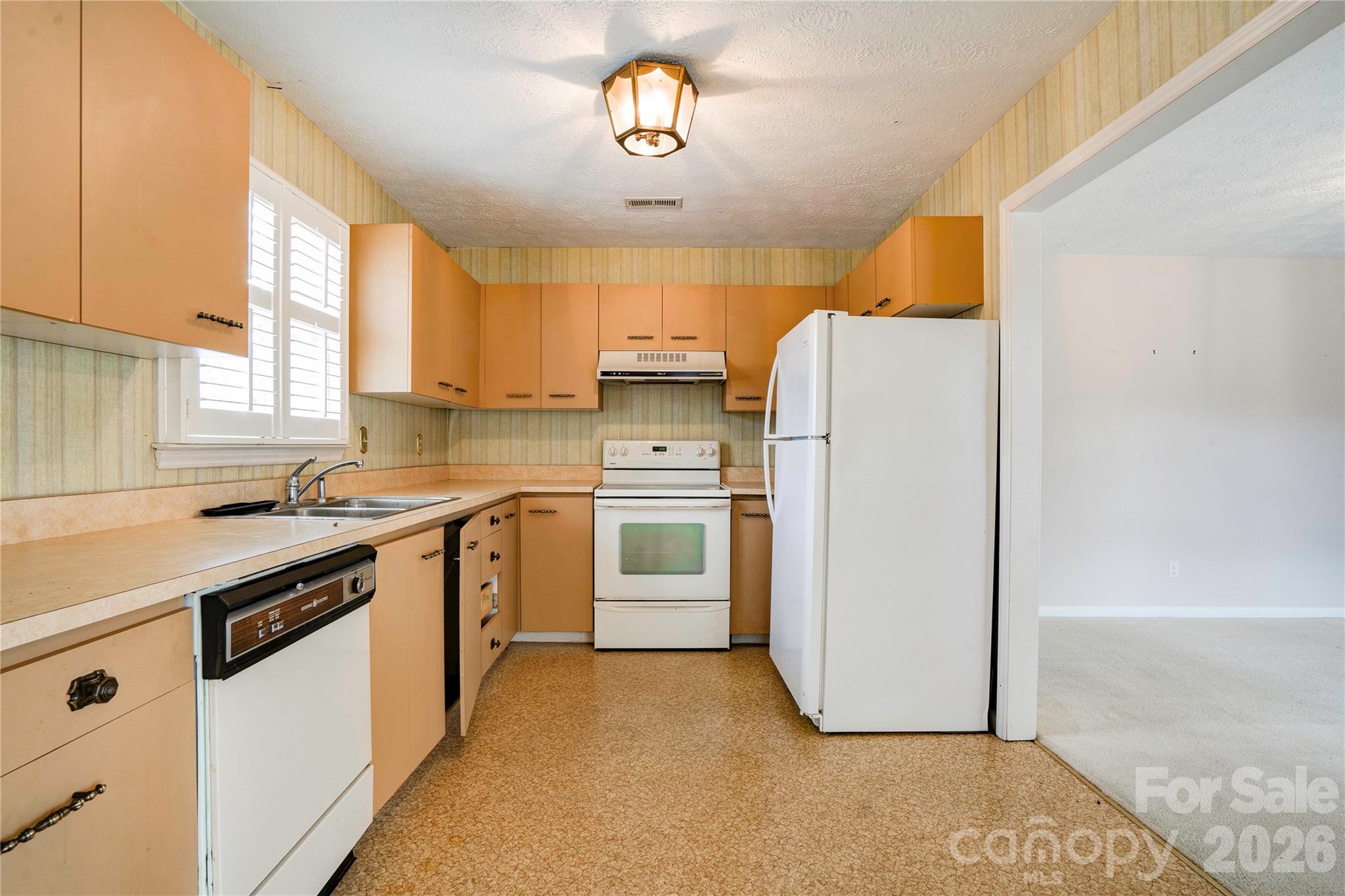 Townhouse at 97-1 Edgemont Avenue, Shelby, photo 10 of 20