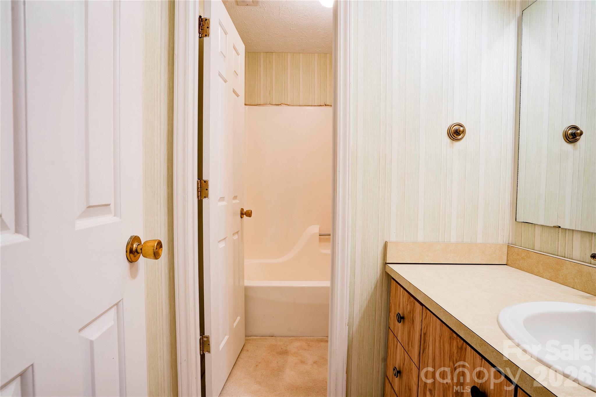 Townhouse at 97-1 Edgemont Avenue, Shelby, photo 14 of 20