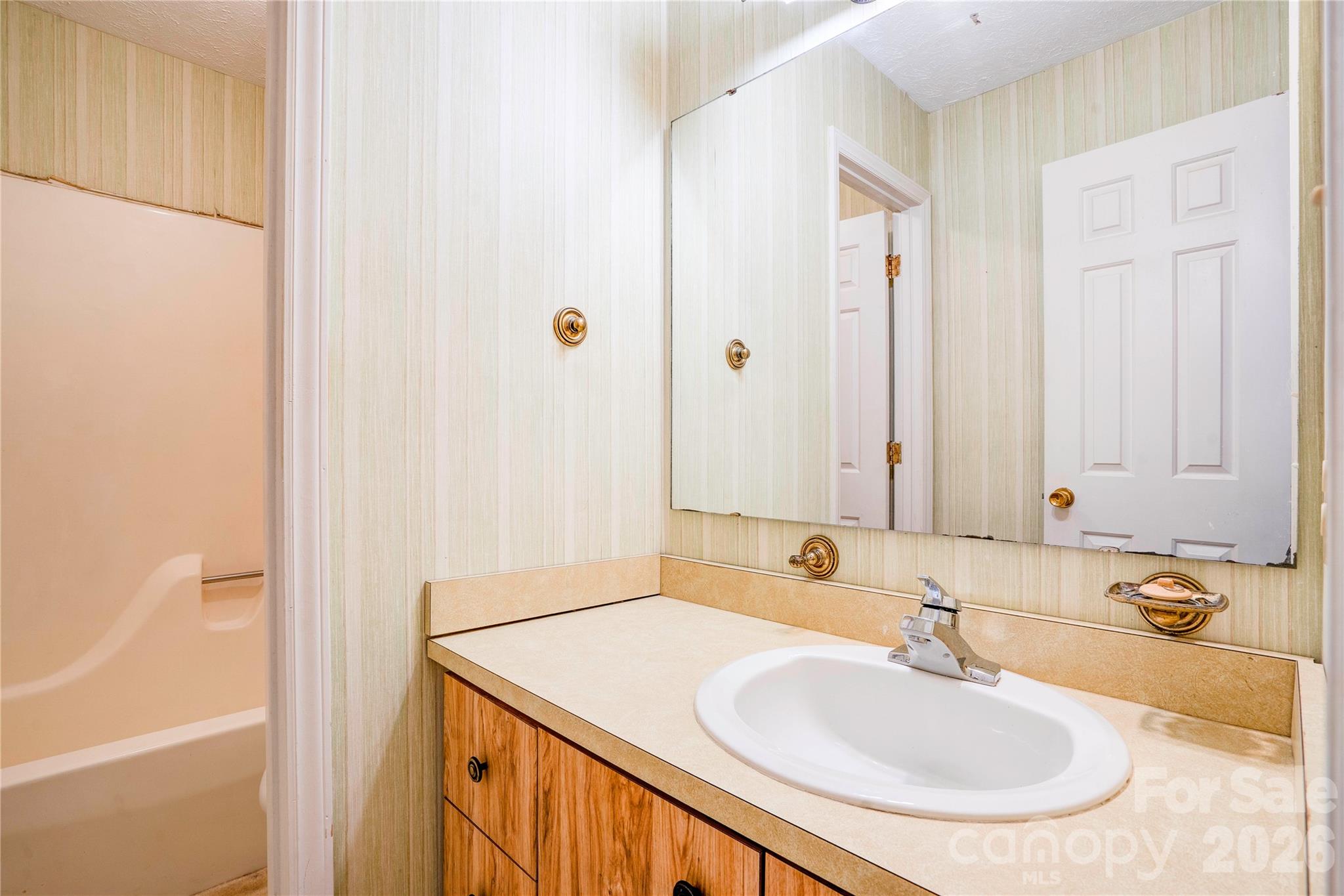 Townhouse at 97-1 Edgemont Avenue, Shelby, photo 15 of 20