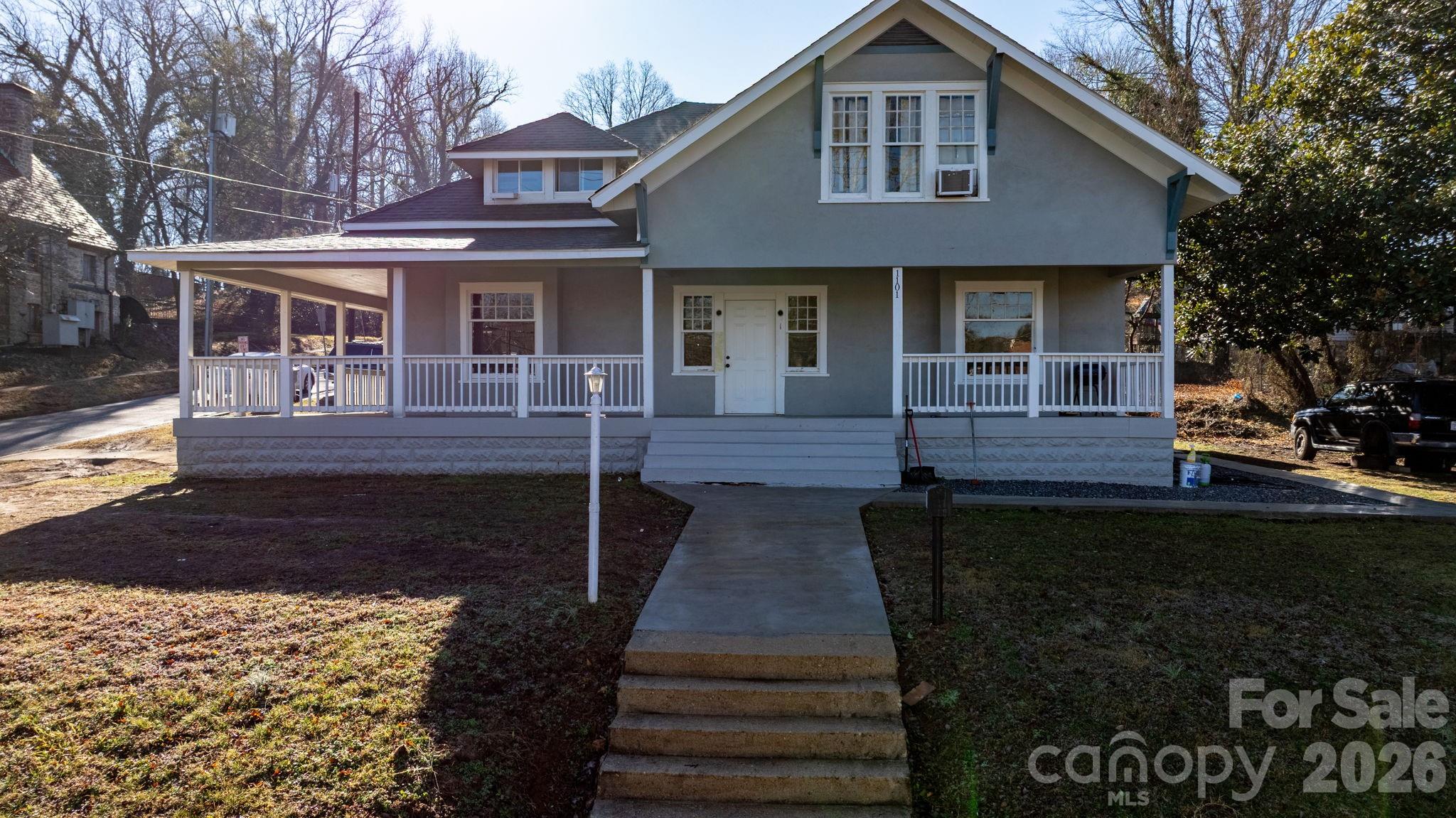 1101 College Avenue SW