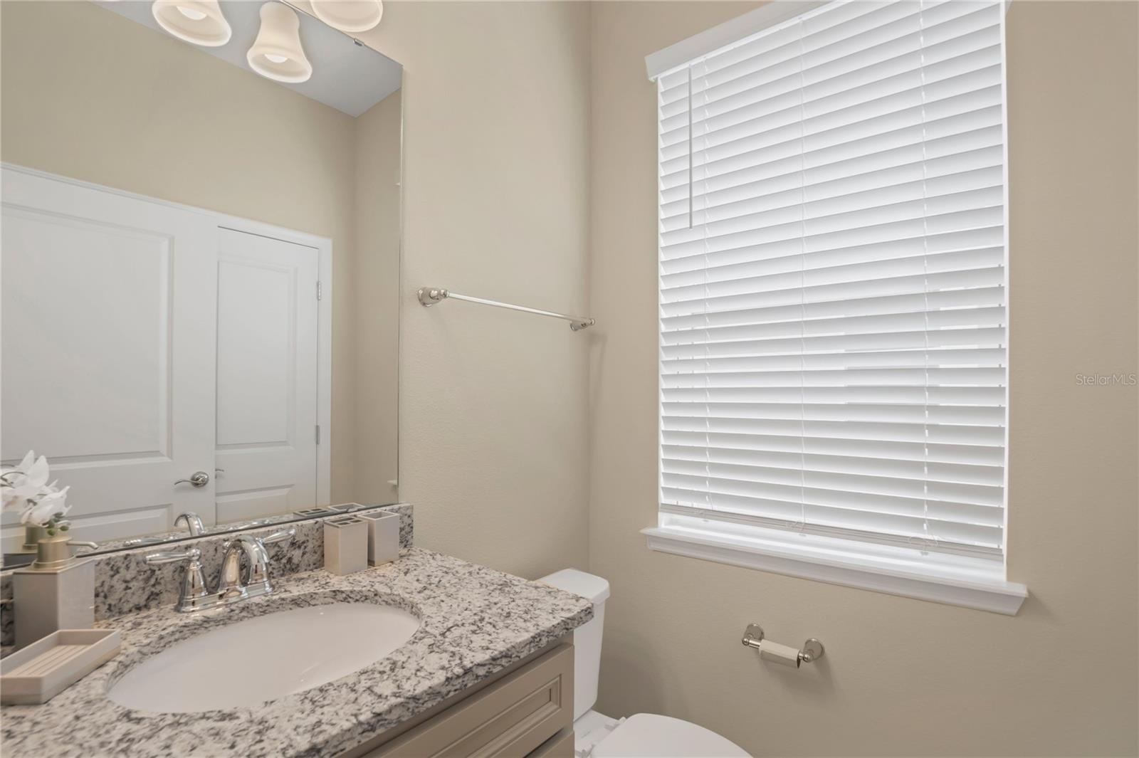 POOL BATH - 1806 SUMMER DR, DAVENPORT