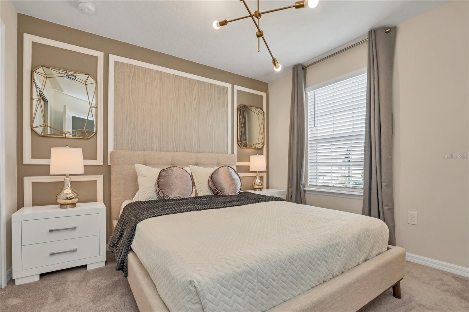 OWNER'S SUITE - 1806 SUMMER DR, DAVENPORT