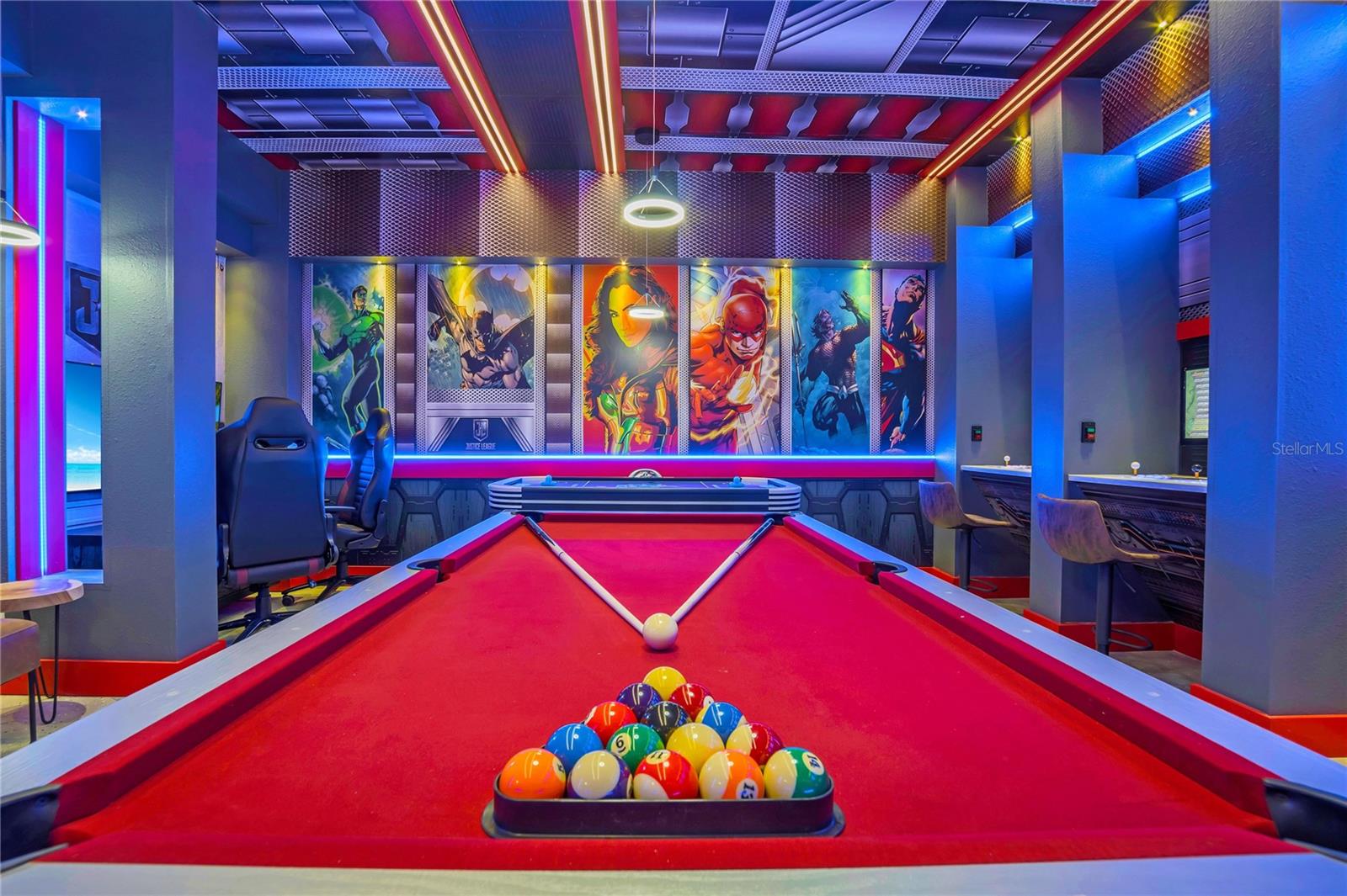 GARAGE GAMME ROOM - 1806 SUMMER DR, DAVENPORT
