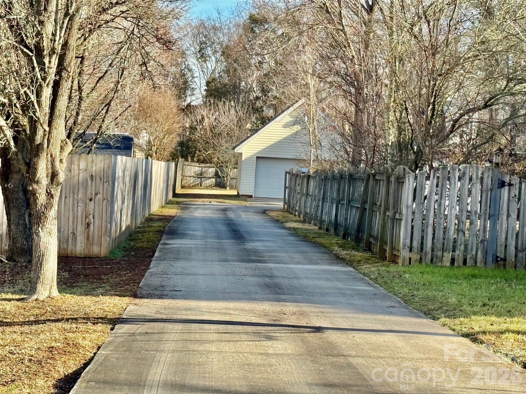 Single Family Residence at 4463 legend Street, Concord, photo 4 of 14