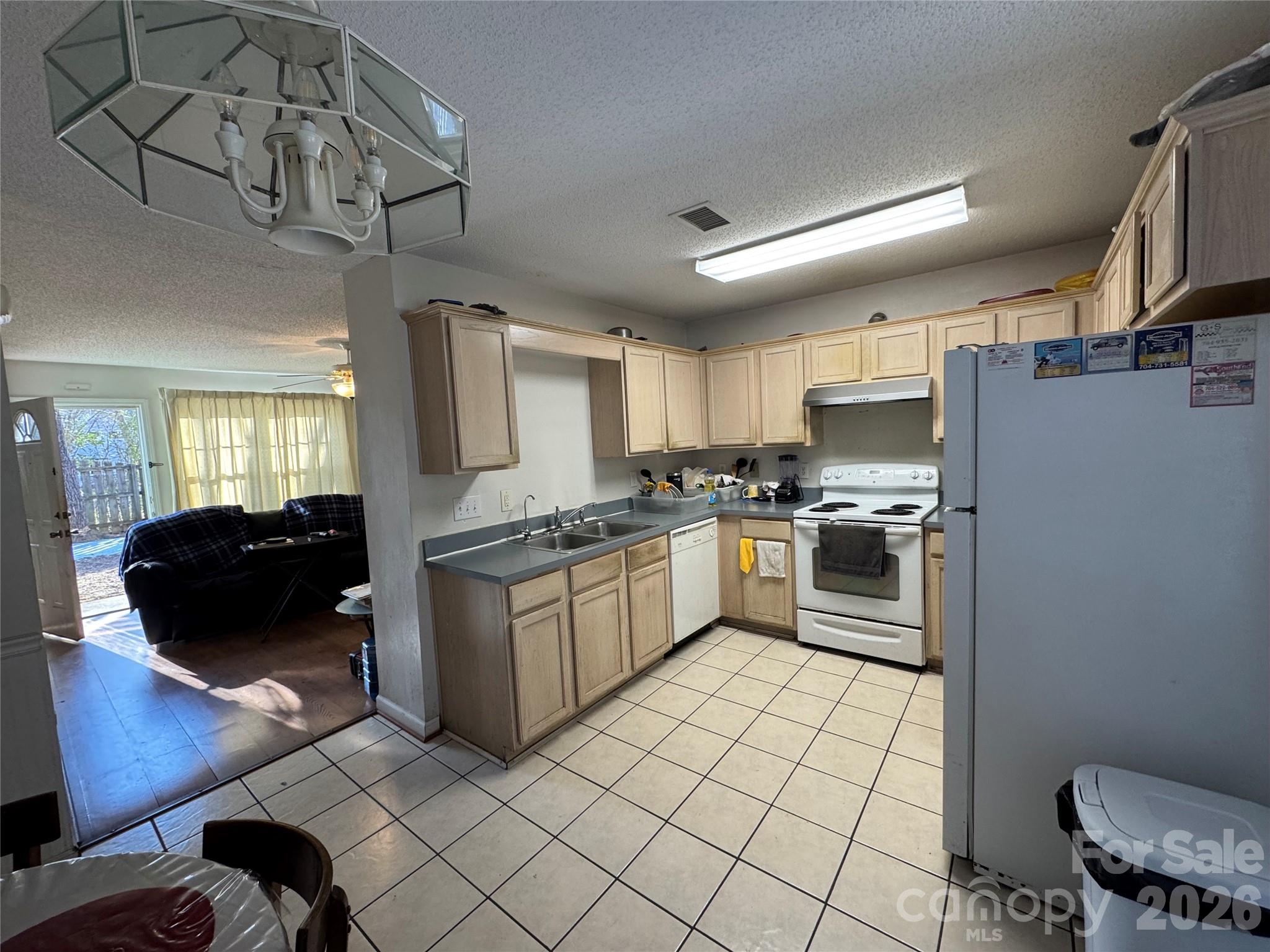 Single Family Residence at 4463 legend Street, Concord, photo 8 of 14