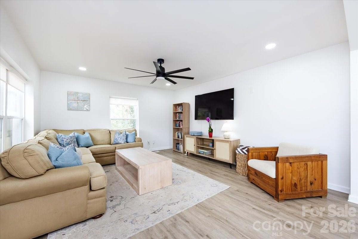 Living Room - 115 ODaniel Street, Belmont