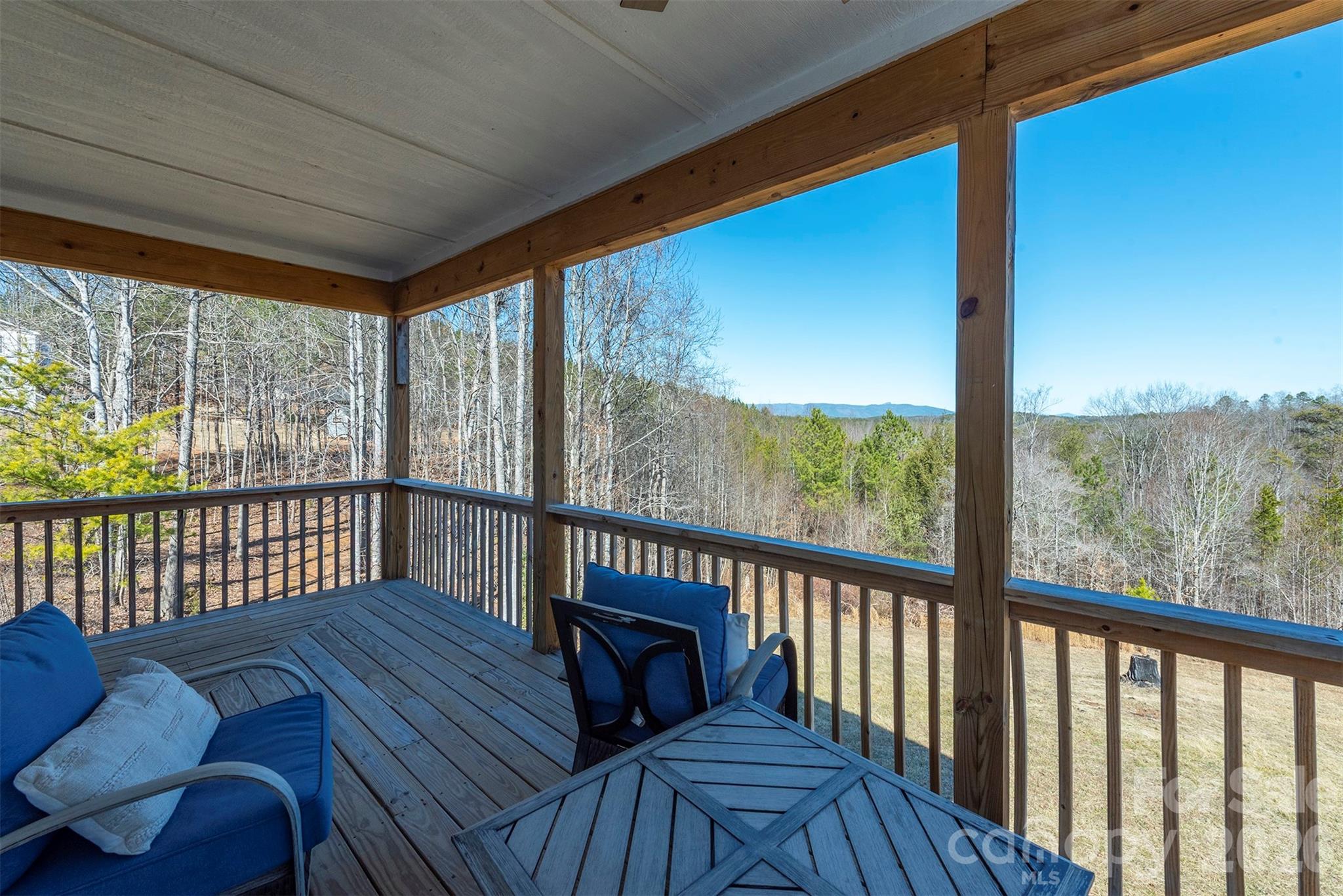 Single Family Residence at 622 Rutherford Drive, Nebo, photo 7 of 45