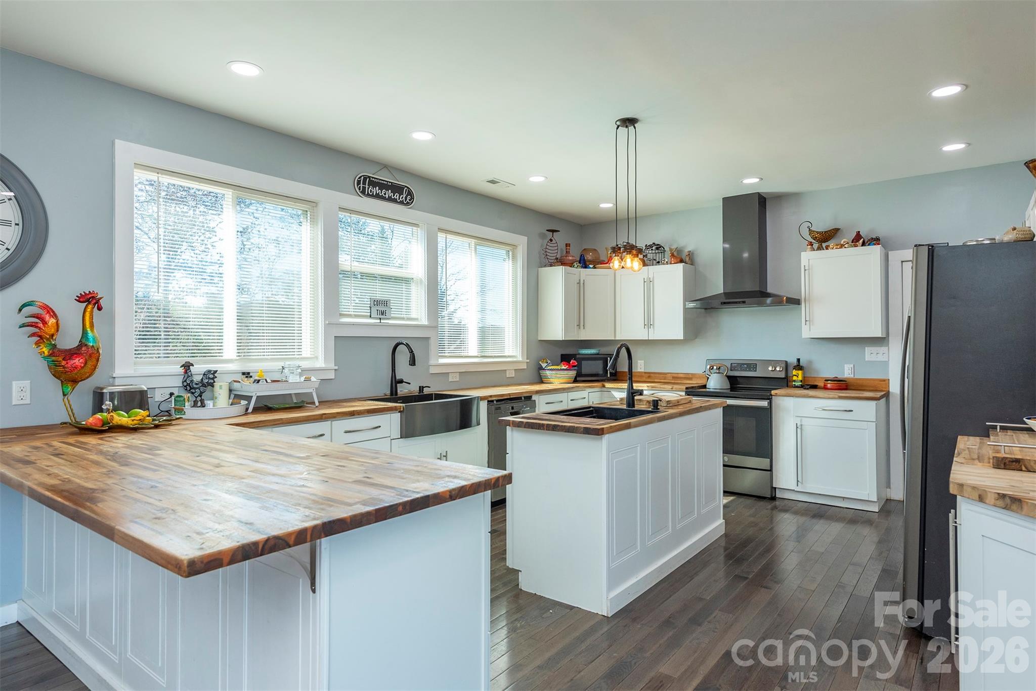 Single Family Residence at 622 Rutherford Drive, Nebo, photo 12 of 45