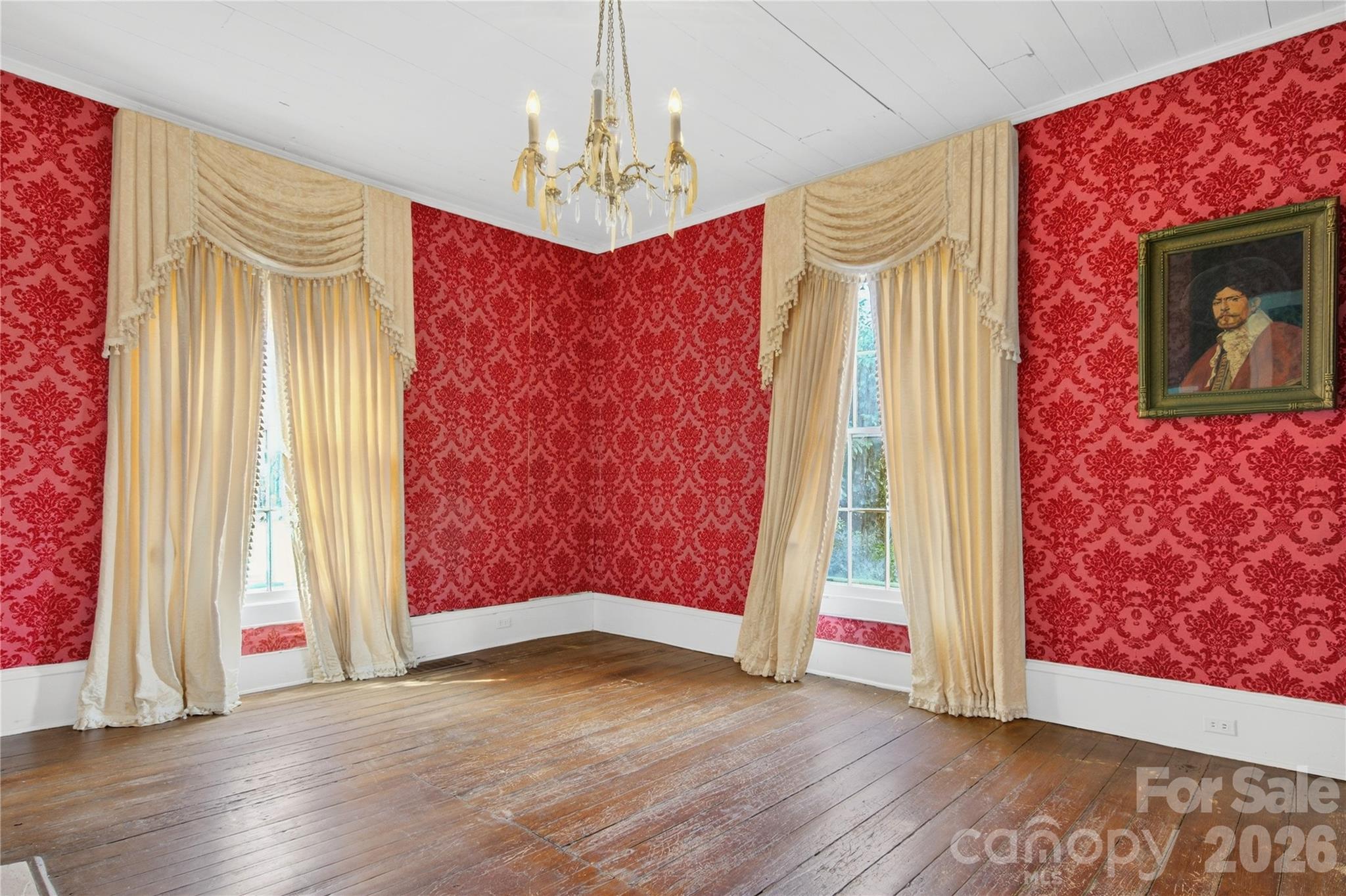 Living Room with heart pine floors - 11124 Eastfield Road, Huntersville