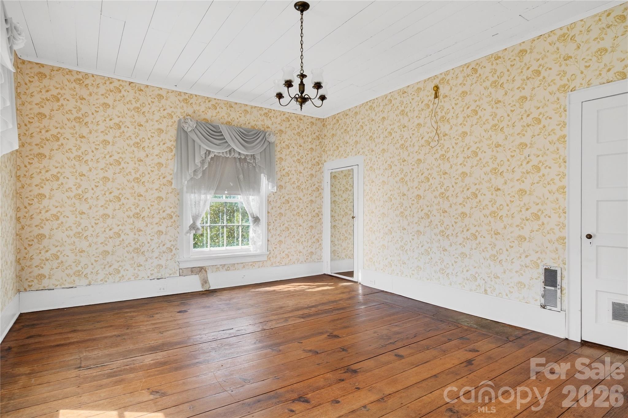 SW Bedroom upstairs - 11124 Eastfield Road, Huntersville