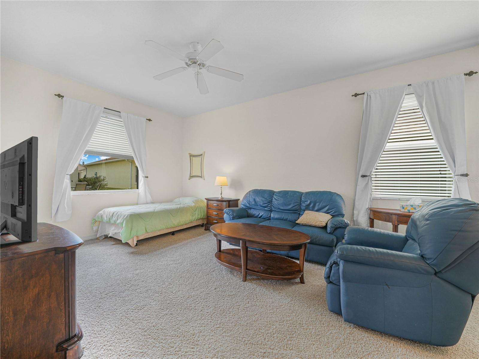 Bedroom 3 with Sitting Area - 5264 GREEN DR, WINTER HAVEN