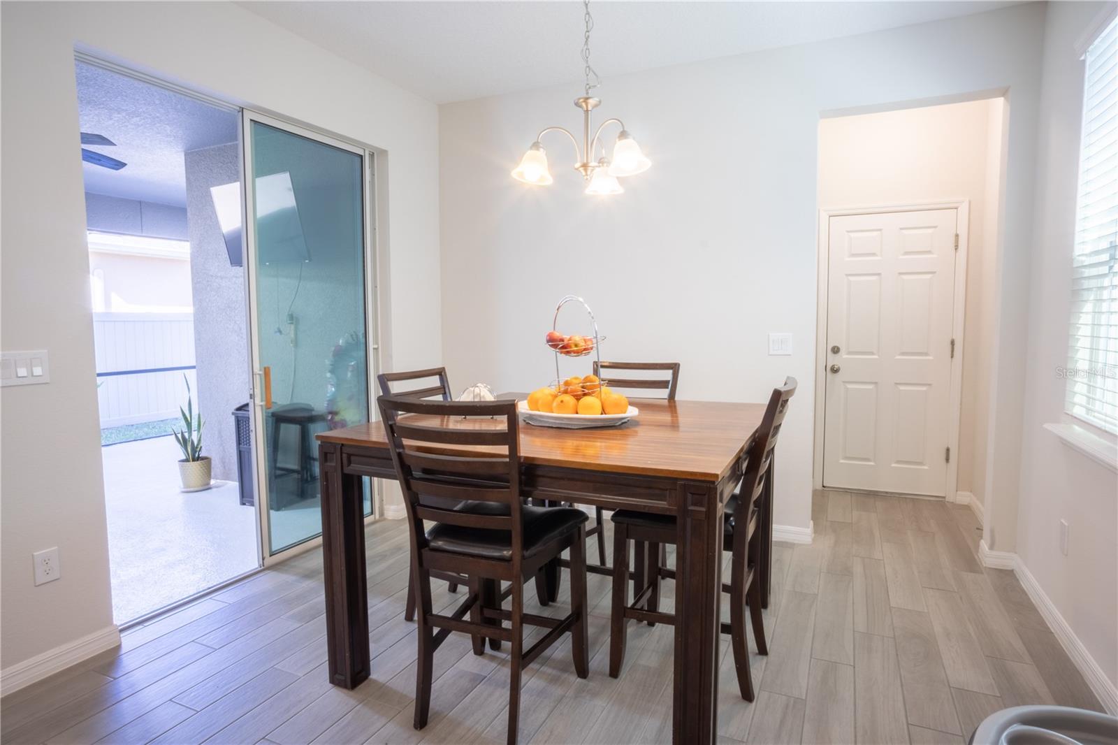 Single Family Residence at 16461 OLIVE HILL DR, WINTER GARDEN, photo 11 of 41