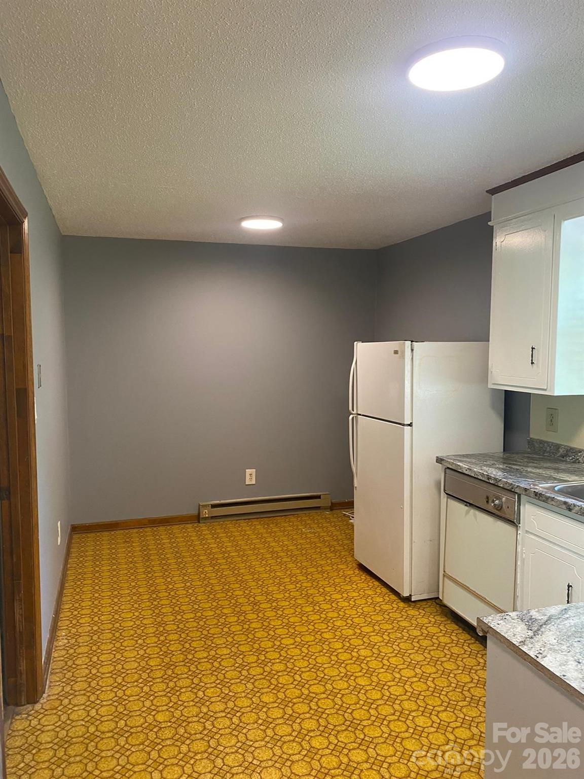 Apartment at 1006 3rd Street SE, Hickory, photo 21 of 22