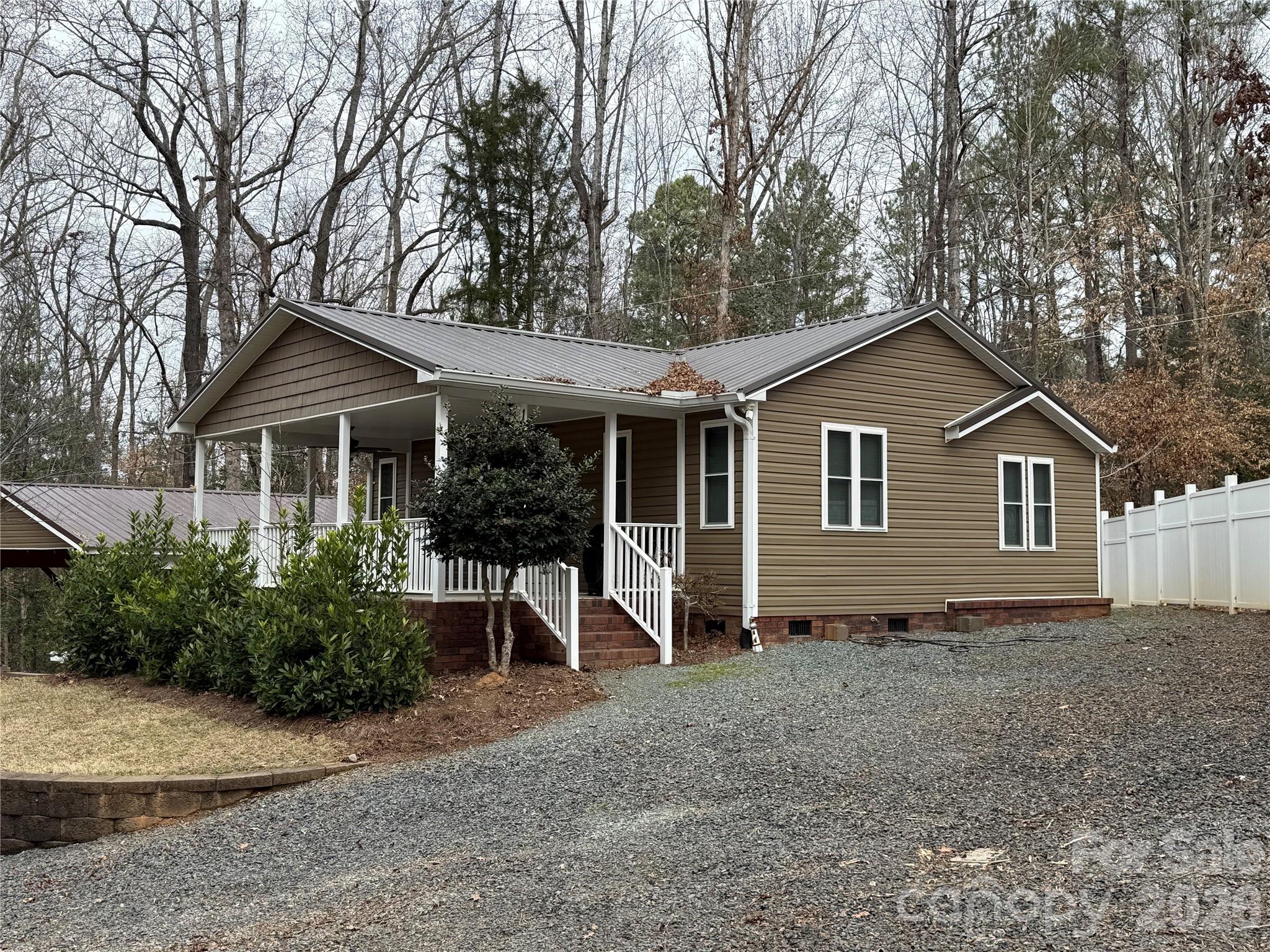 Single Family Residence at 110 Indian Harbor Circle, Mount Gilead, photo 3 of 26