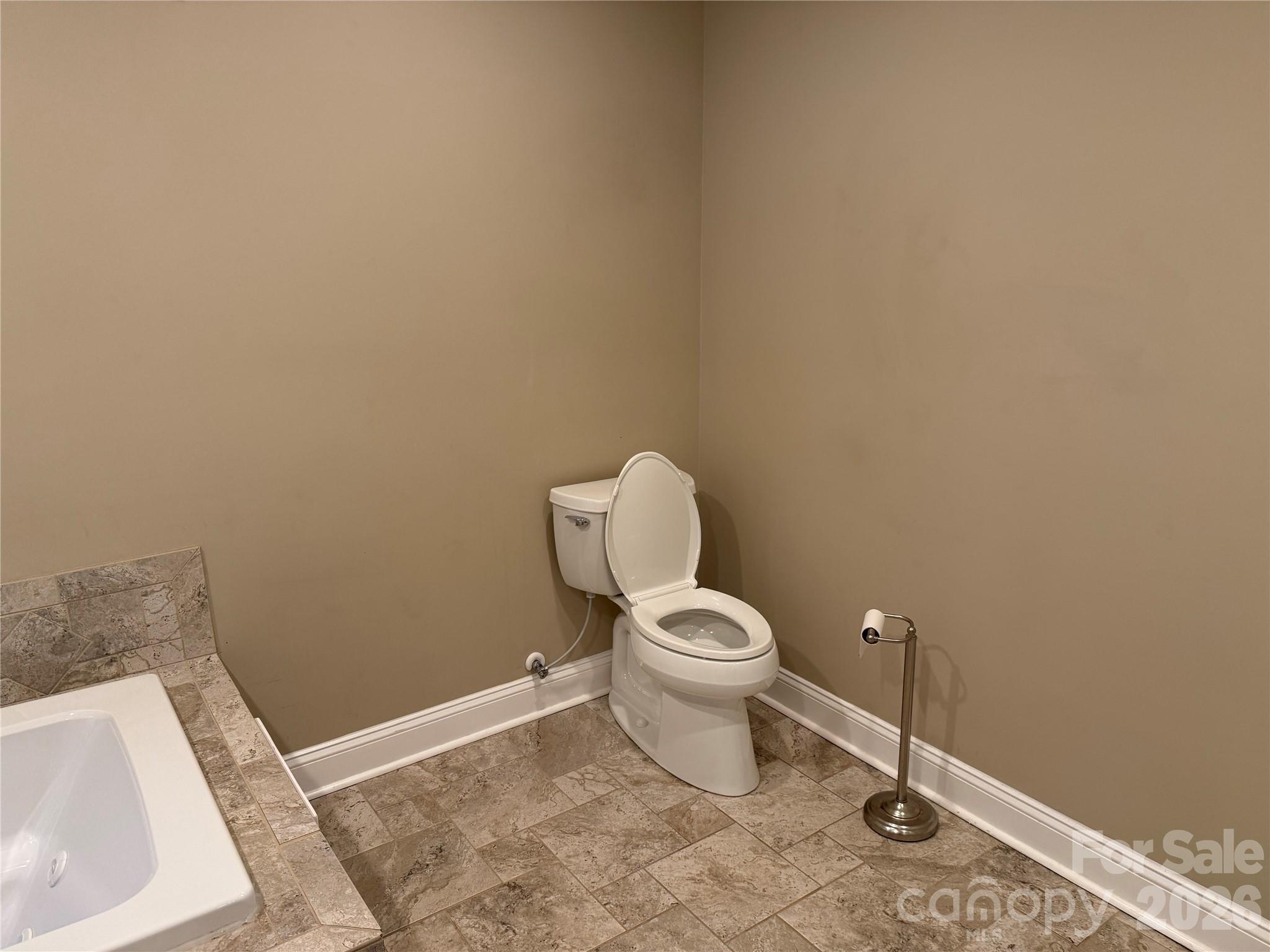 Single Family Residence at 110 Indian Harbor Circle, Mount Gilead, photo 25 of 26
