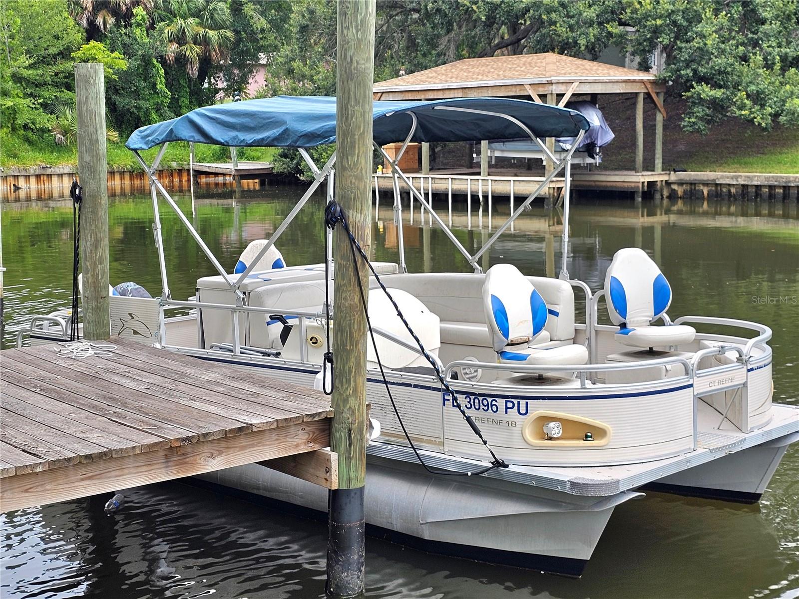 10 x 10 dock - 10 FANWOOD CT, PALM COAST