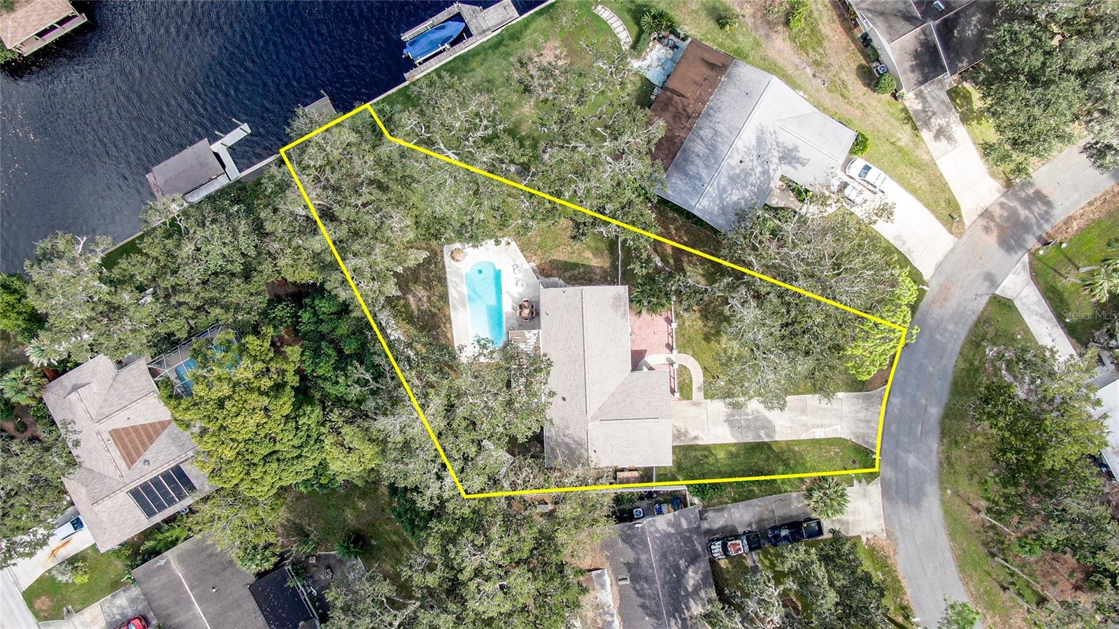 25 ft on canal leads to Intracoastal - 10 FANWOOD CT, PALM COAST