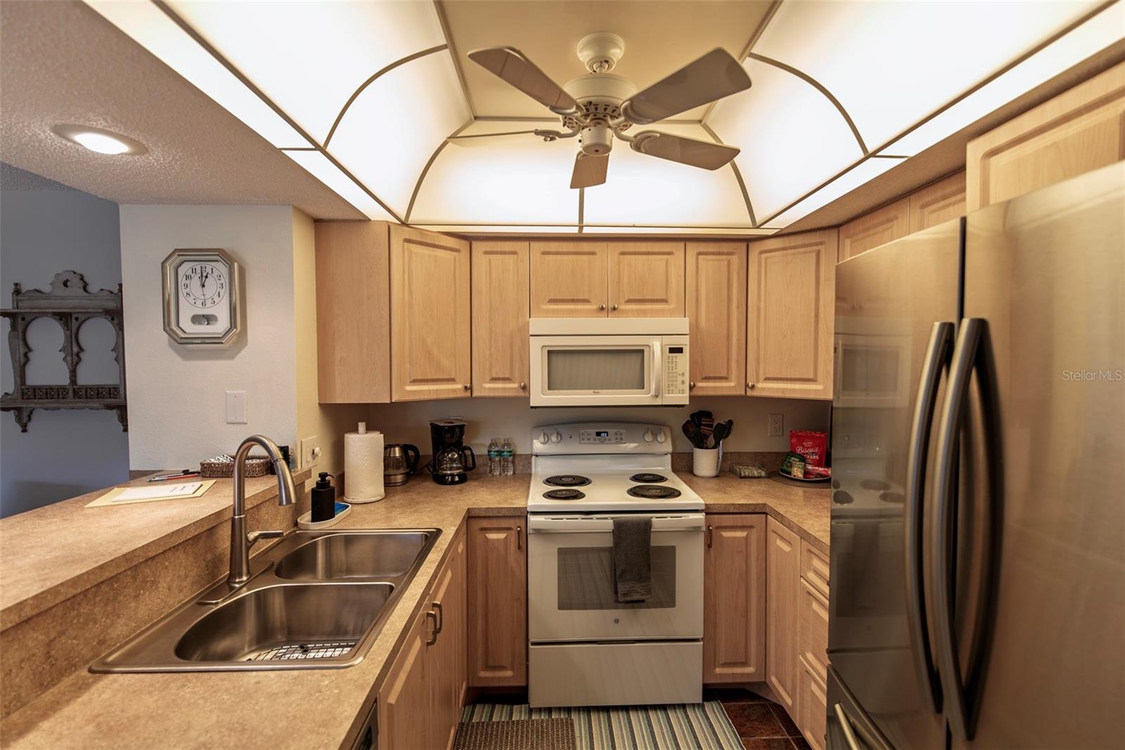 Kitchen - 19505 QUESADA AVE #AA105, PORT CHARLOTTE