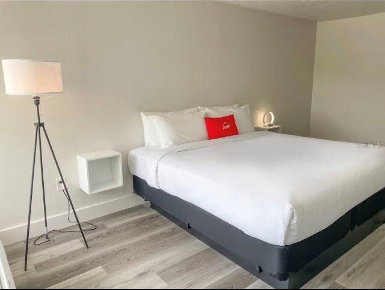 Condo - Hotel at 2930 POLYNESIAN ISLE BLVD #221, KISSIMMEE, photo 2 of 17