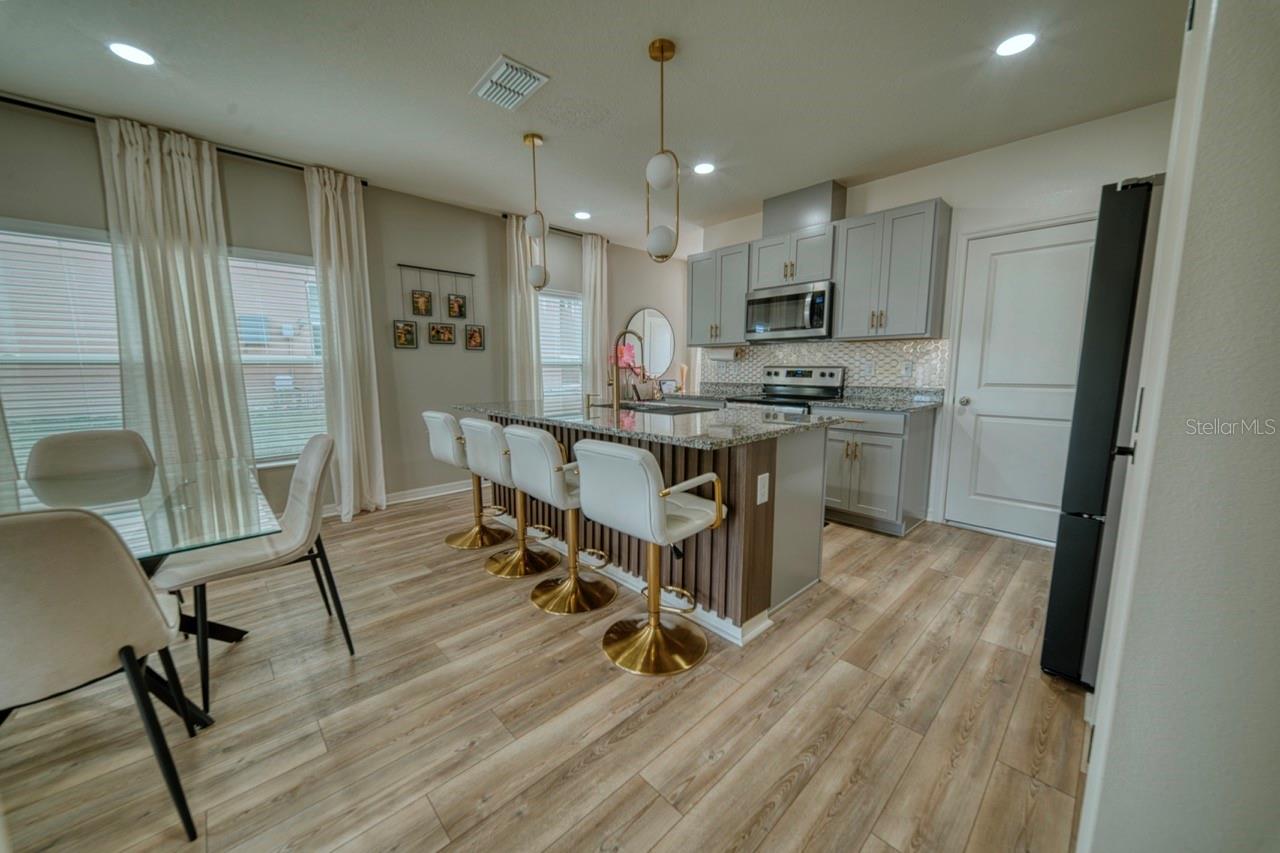 Townhouse at 1568 MIRABELLA CIR, DAVENPORT, photo 6 of 35