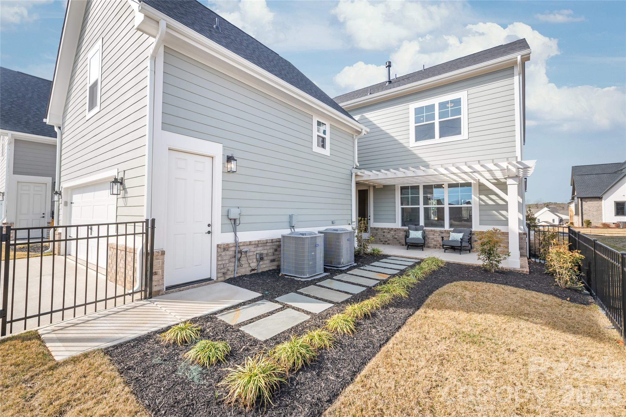Single Family Residence at 19048 Newburg Hill Road, Davidson, photo 42 of 44