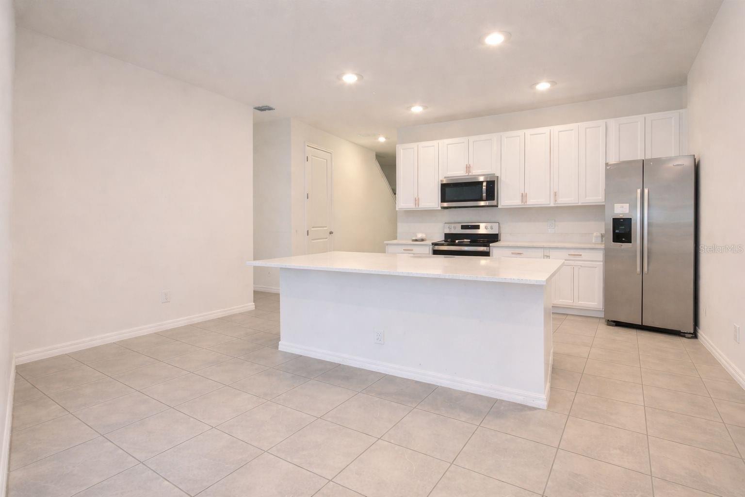 Townhouse at 1613 PELICAN DR, DAVENPORT, photo 5 of 26