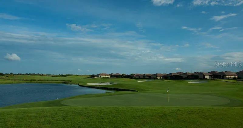 Semi-Private Golf Course - 1301 GLENEAGLES LN, DAVENPORT