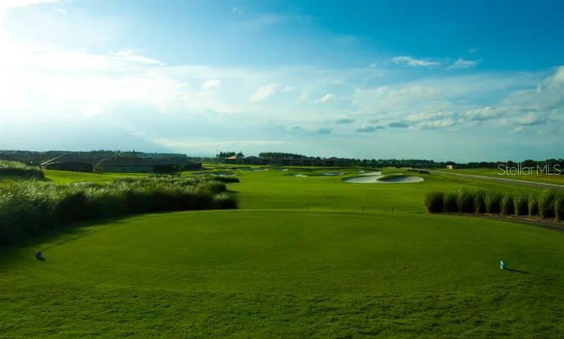 Semi-Private Golf Course - 1301 GLENEAGLES LN, DAVENPORT