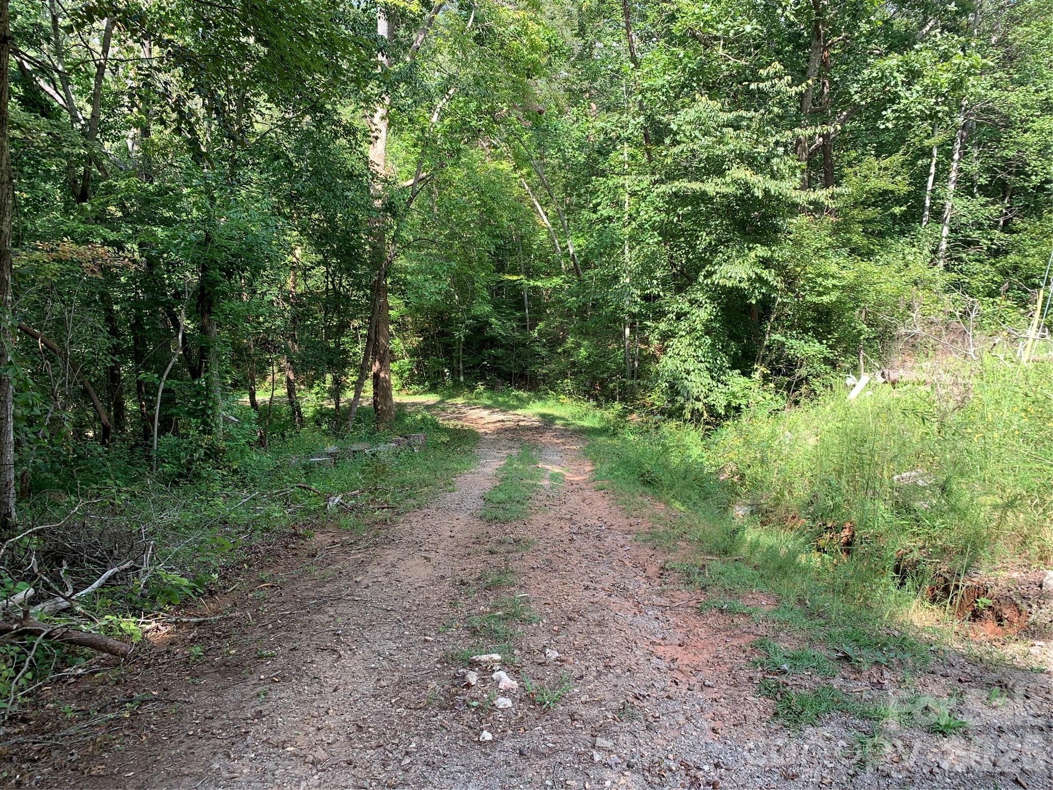 Private road access via recorded easement - 1800 Hilferty Road, Hickory
