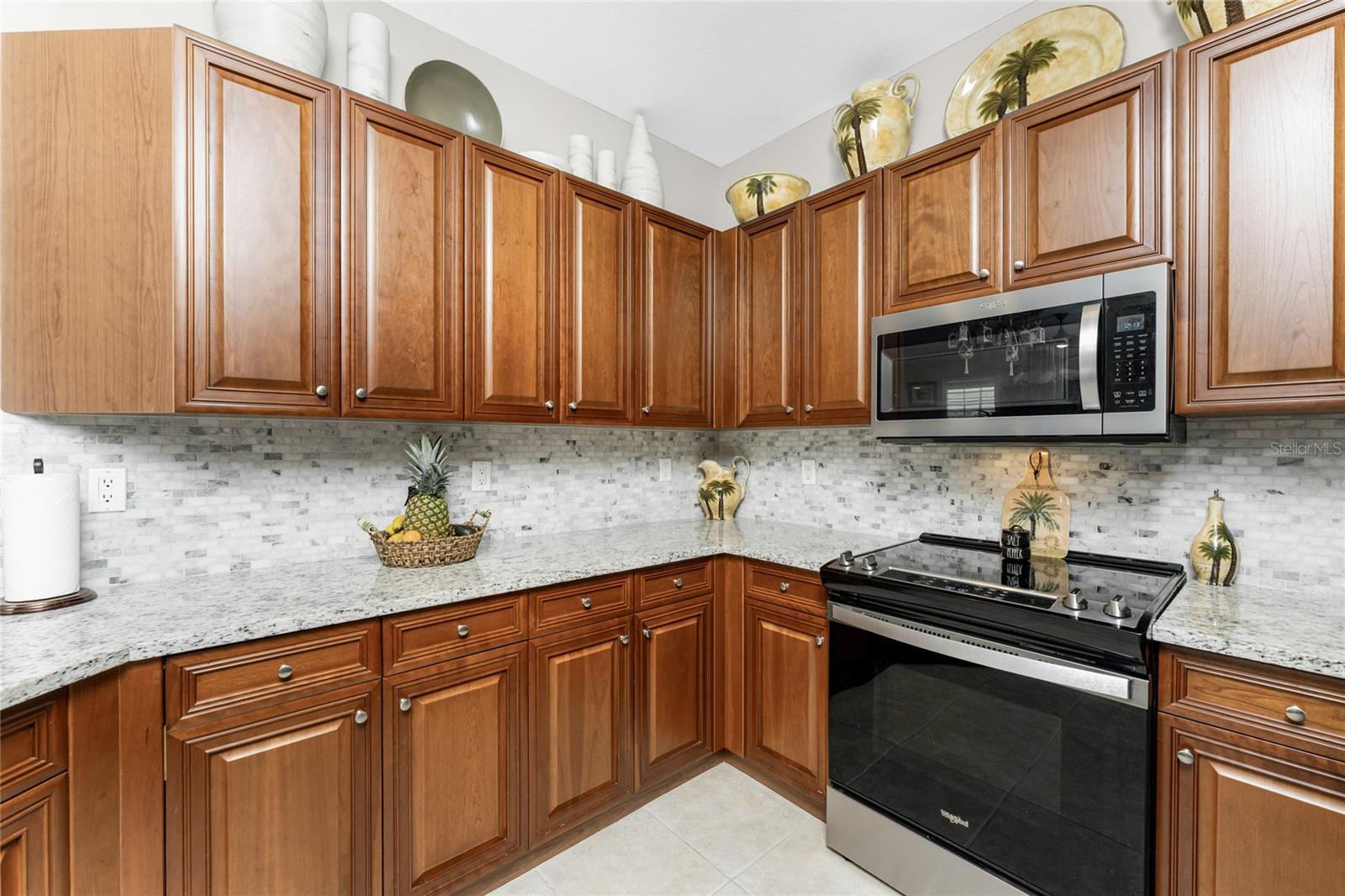 Condominium at 17094 ACAPULCO RD #321, PUNTA GORDA, photo 7 of 53
