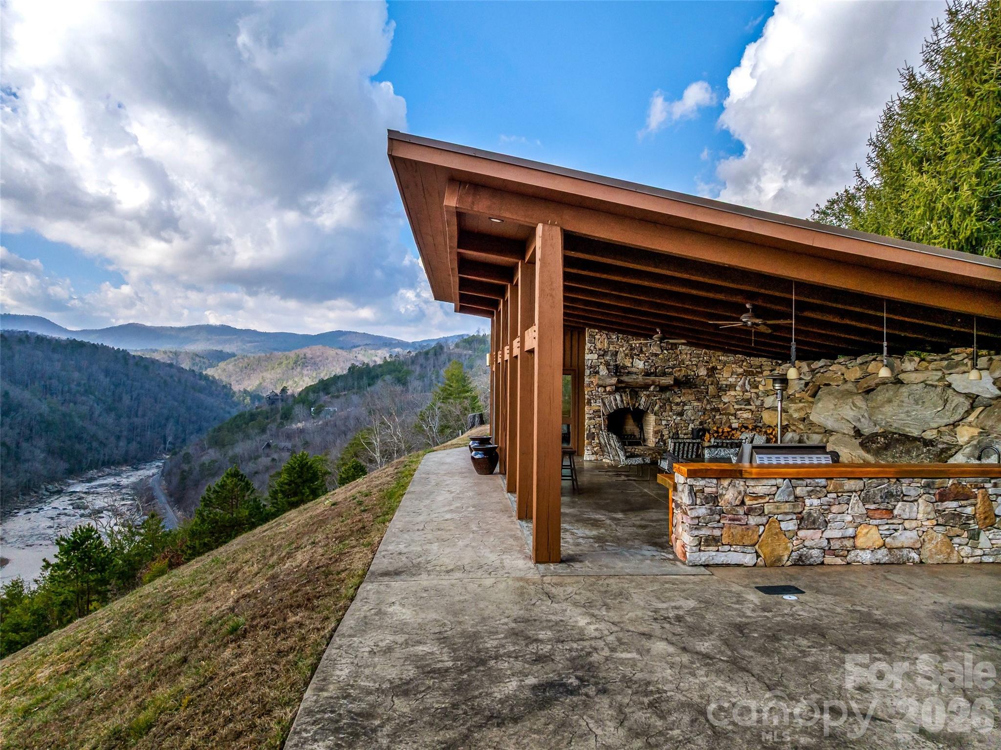 Grill on the outdoor terrace while enjoying the views and fireplace! - 75 Wild Turkey Loop, Marshall