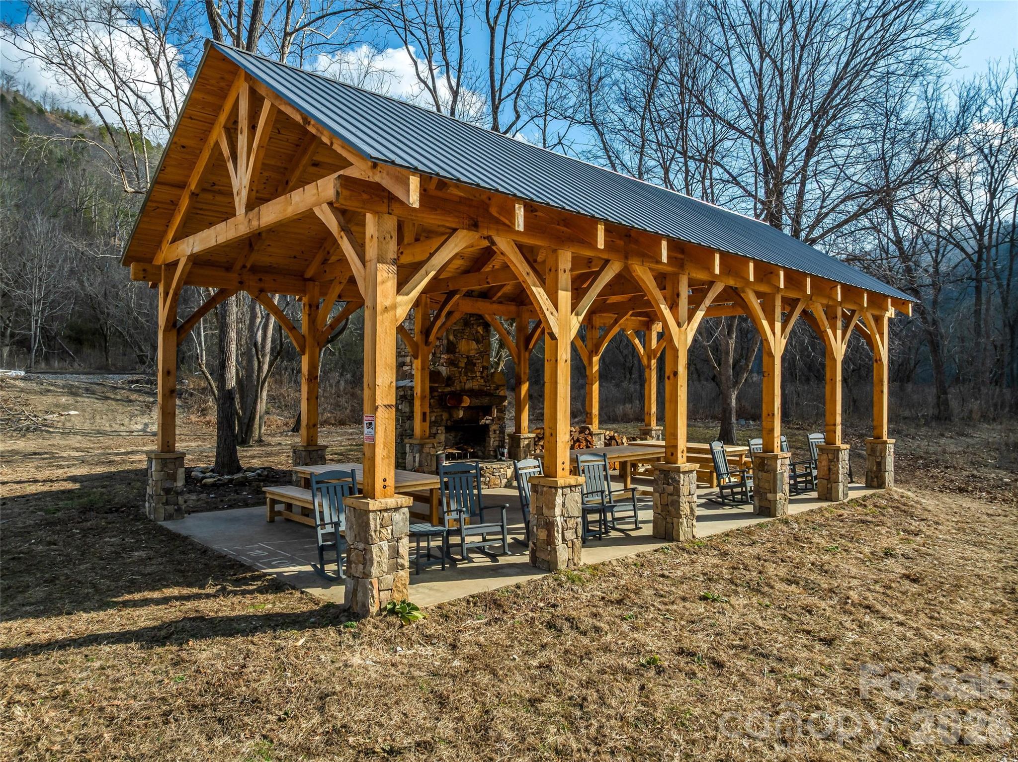 River Park Pavilion - 75 Wild Turkey Loop, Marshall