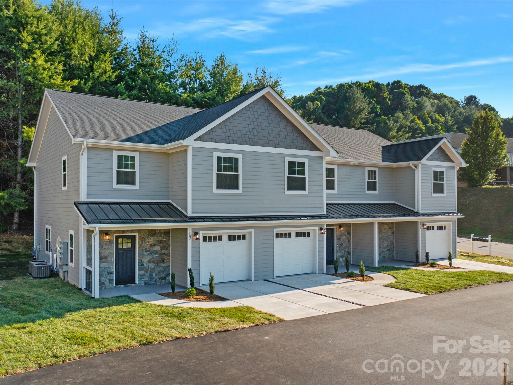 Townhouse at 100 Red Twig Lane, Burnsville, photo 3 of 45