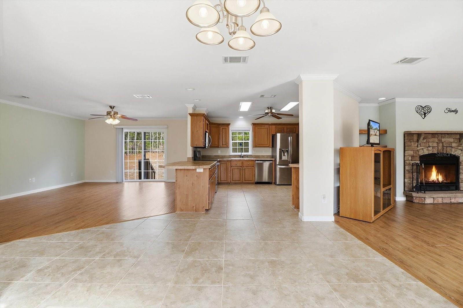 Modular Home at 7545 N DAMASCUS AVE, DUNNELLON, photo 11 of 45