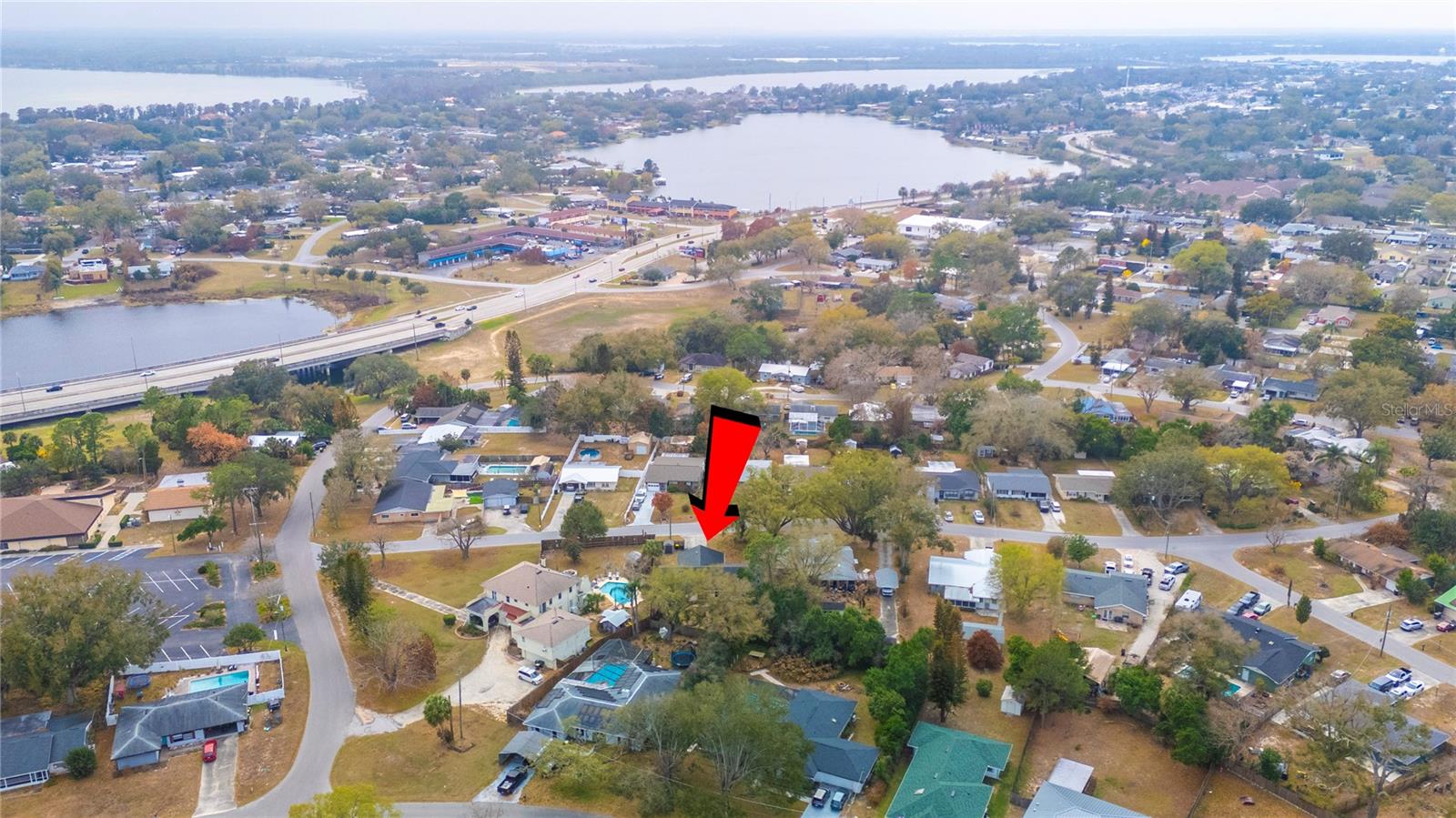 Single Family Residence at 132 ALACHUA DR, WINTER HAVEN, photo 37 of 43