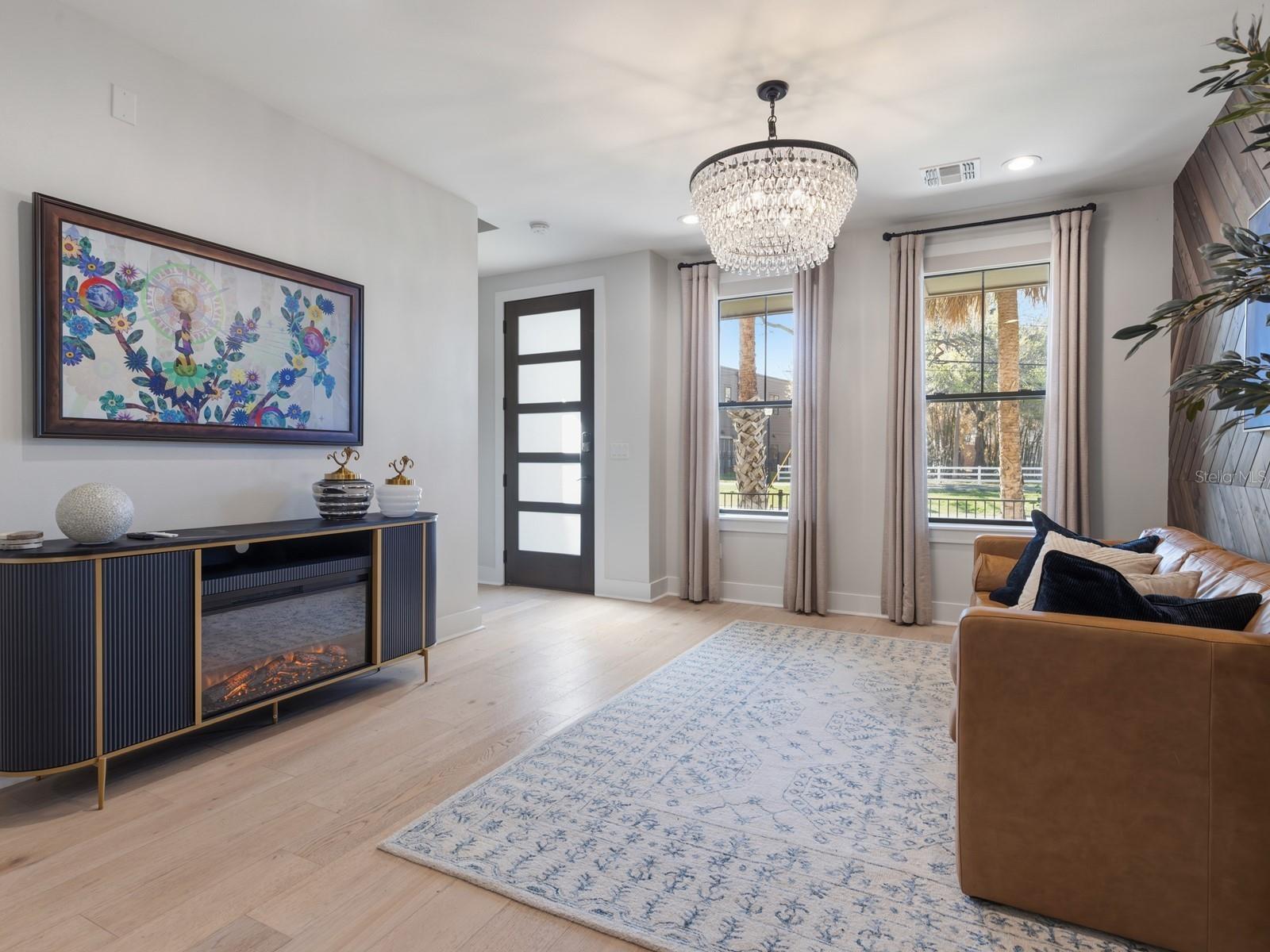 Townhouse at 64 N PARK AVE, WINTER GARDEN, photo 5 of 38