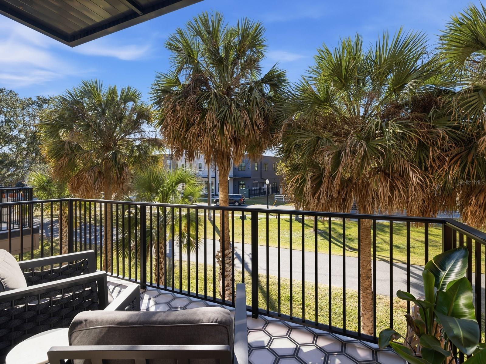 Townhouse at 64 N PARK AVE, WINTER GARDEN, photo 22 of 38