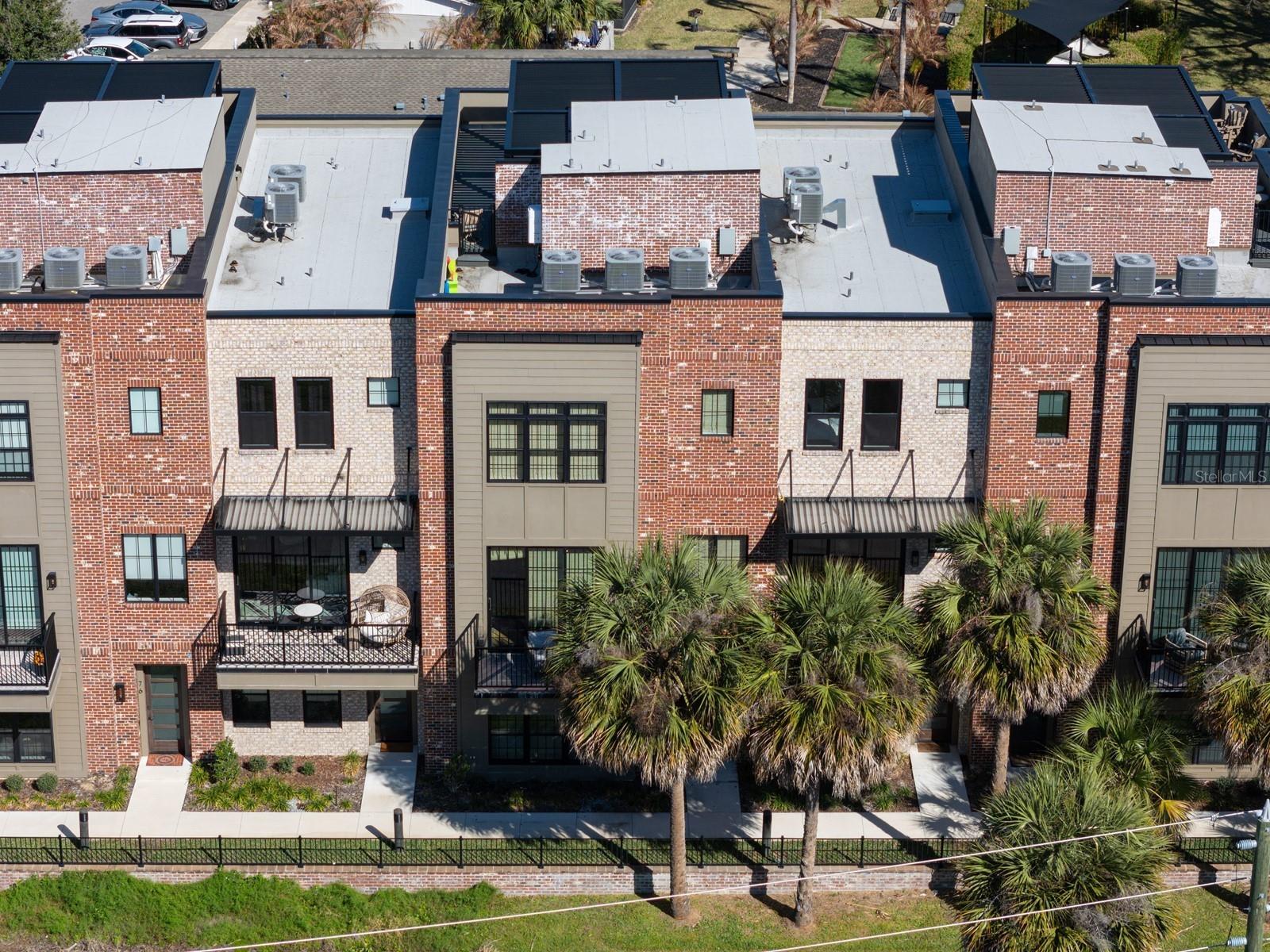 Townhouse at 64 N PARK AVE, WINTER GARDEN, photo 36 of 38