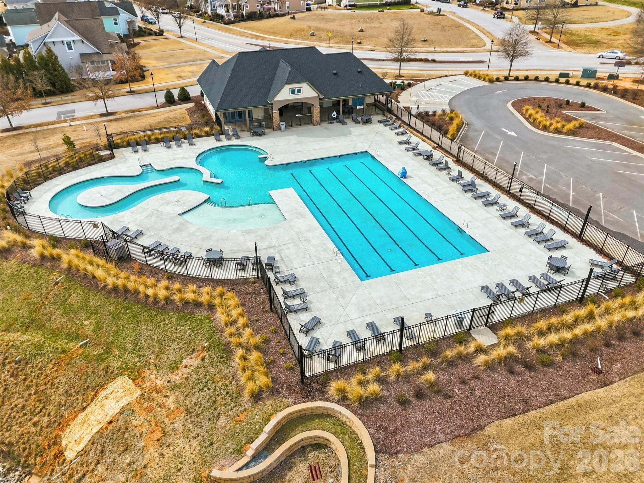 Community pool - 309 Mariemont Way, Rock Hill