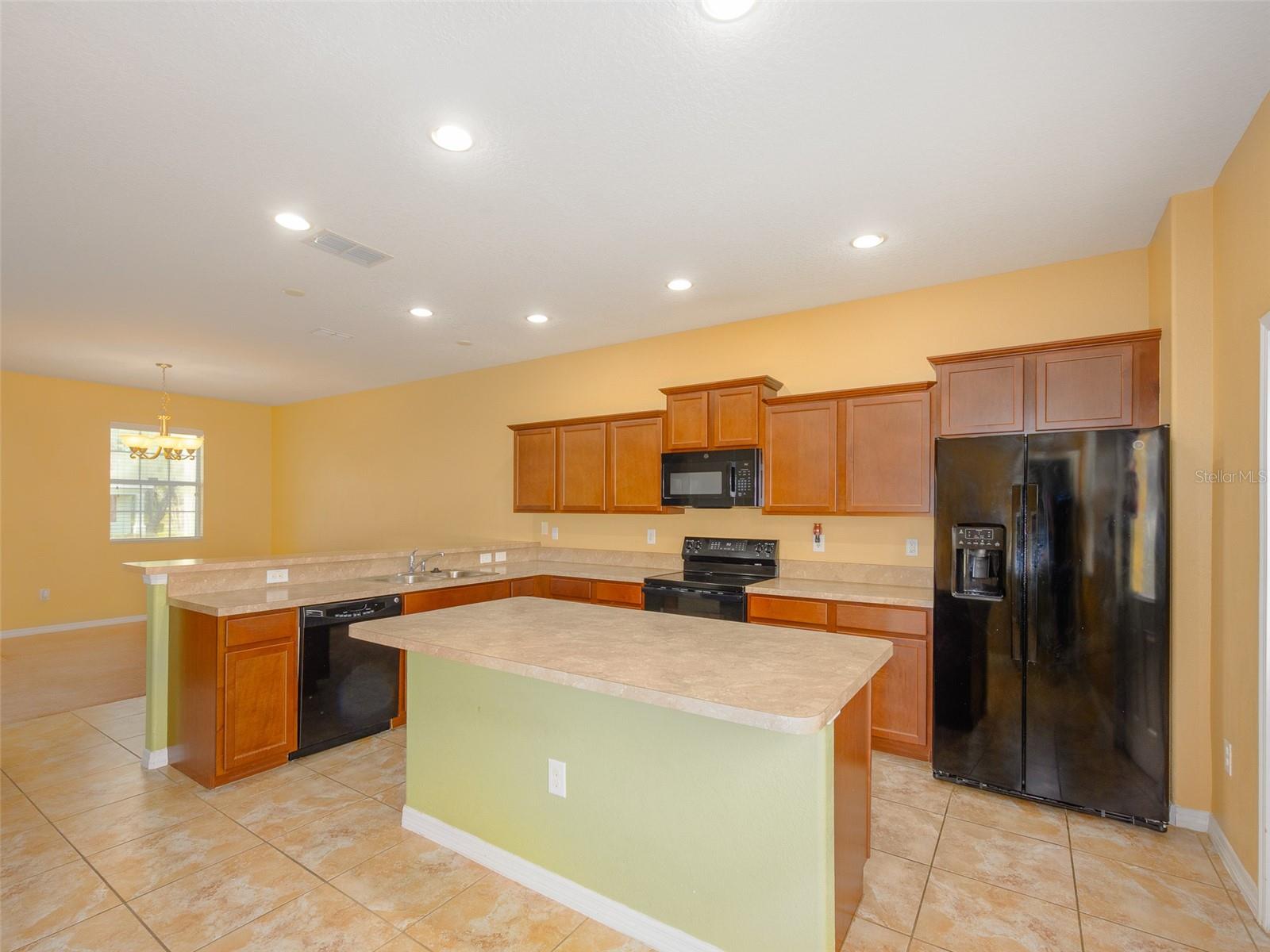 Townhouse at 1300 SEBURN RD, APOPKA, photo 3 of 33