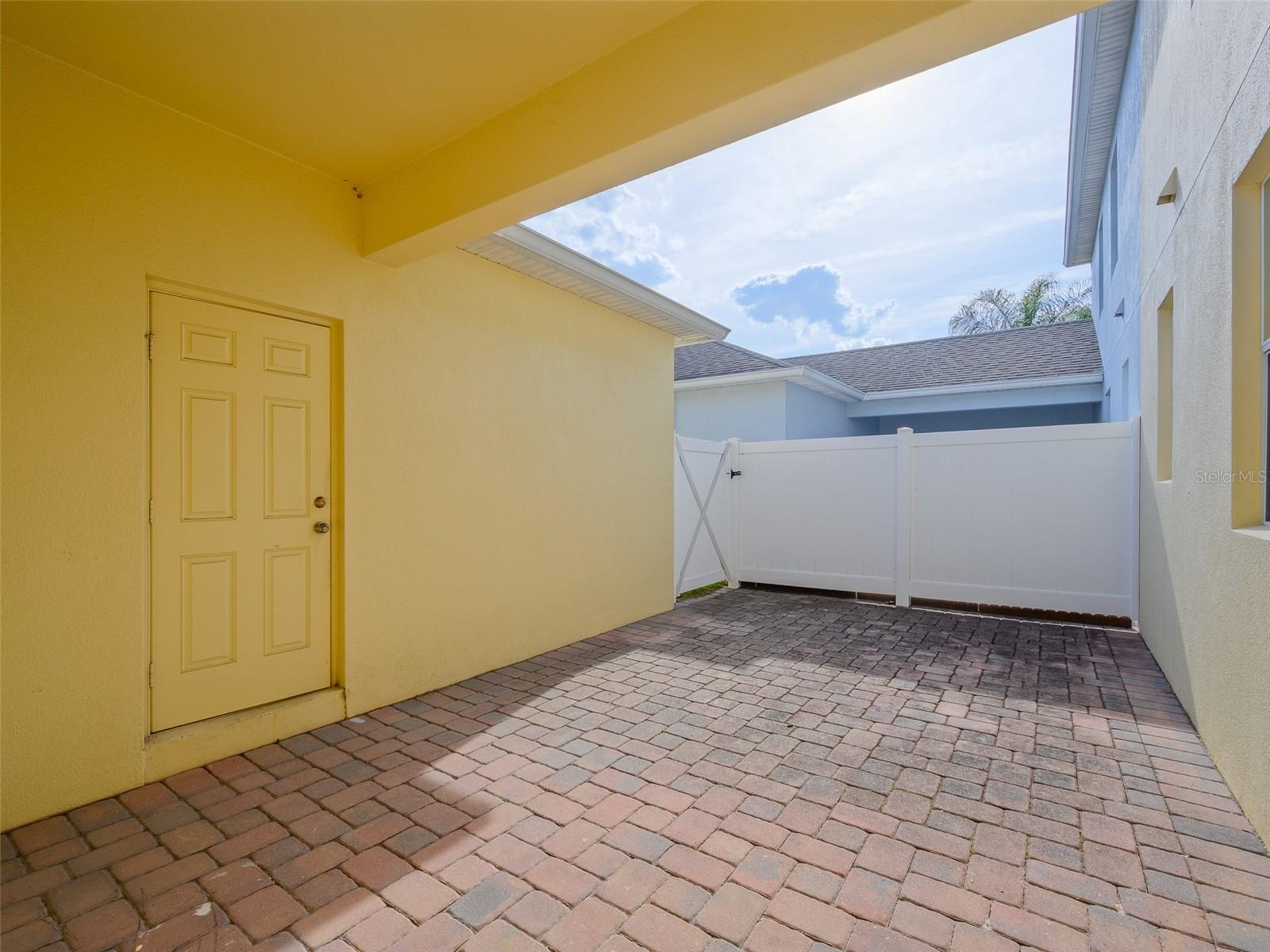 Townhouse at 1300 SEBURN RD, APOPKA, photo 24 of 33