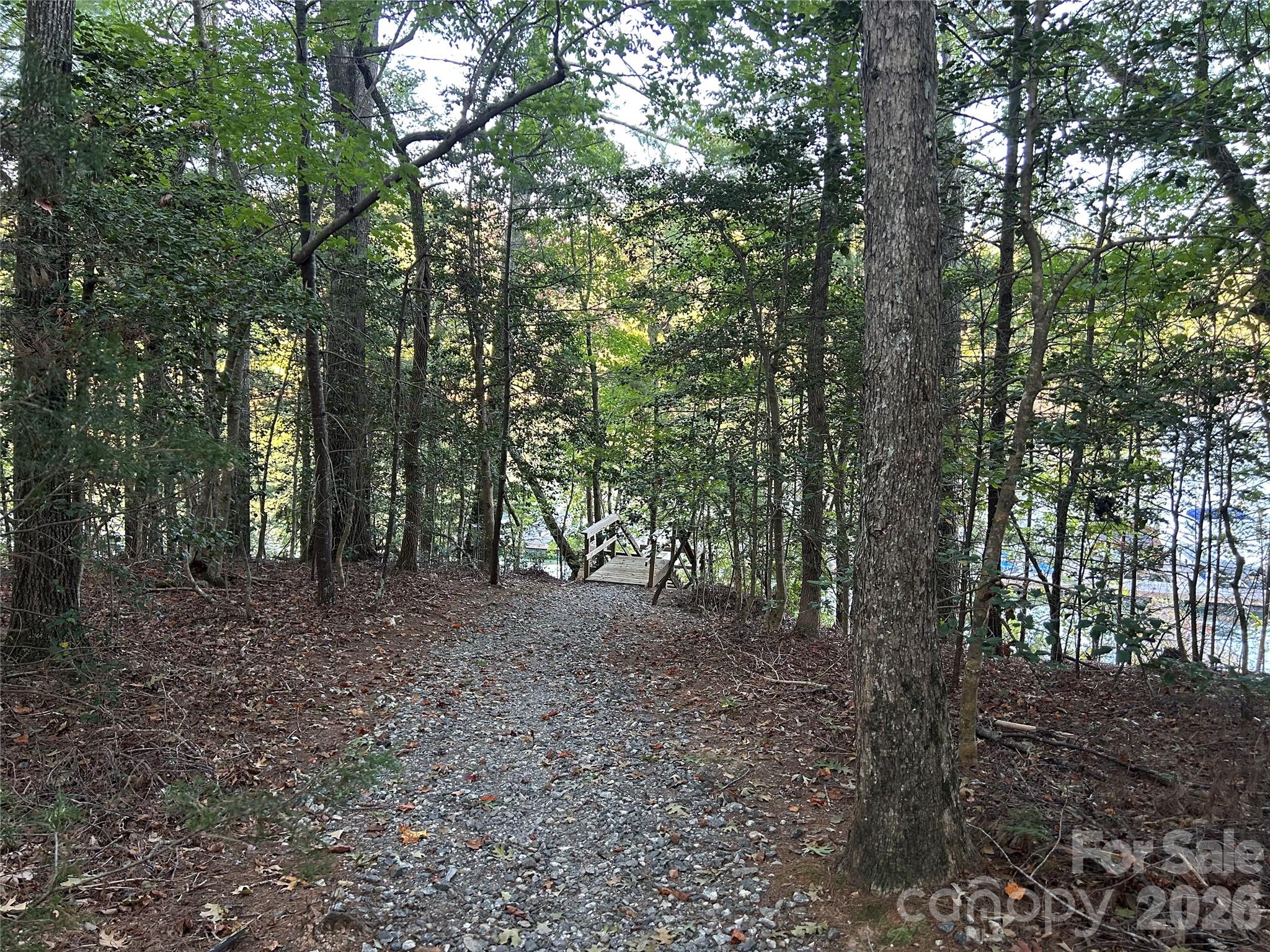 Easy walk to your dock on Lake James - 4064 Dense Acre Trail, Nebo