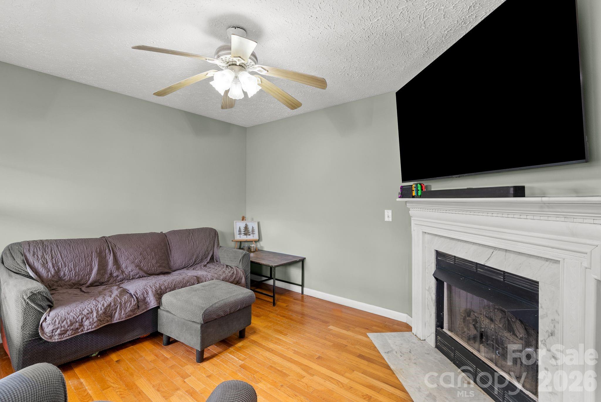 Living room - 842 Grouse Road, Clyde