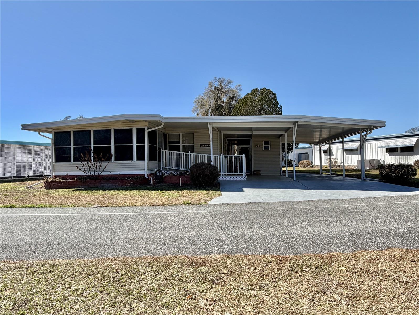 353 PALO VERDE DR