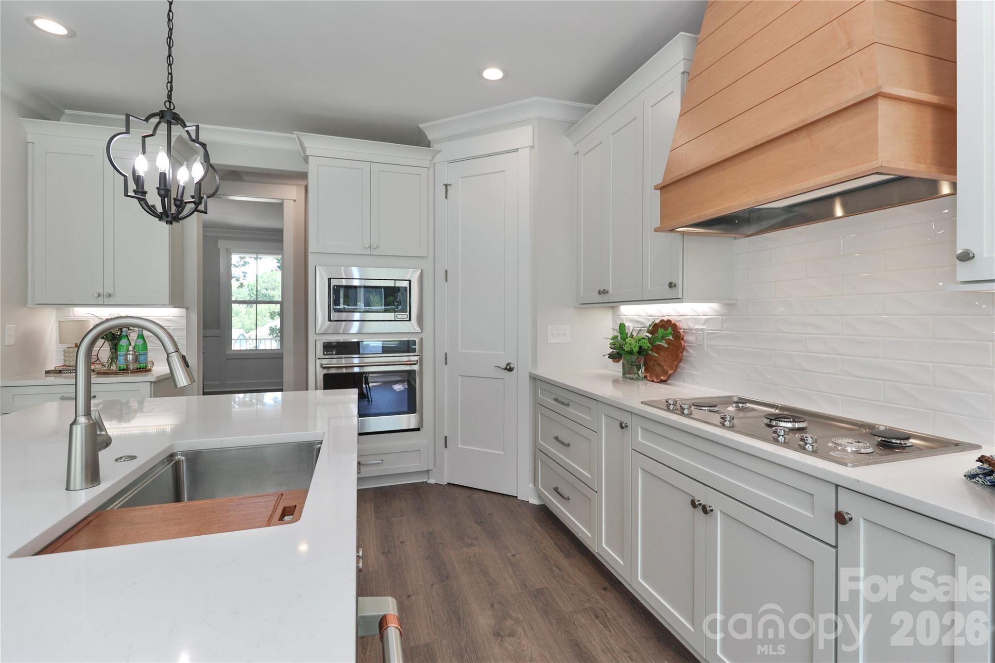 A thoughtfully designed kitchen with ample prep space. - 4265 Candlewood Drive, Sherrills Ford