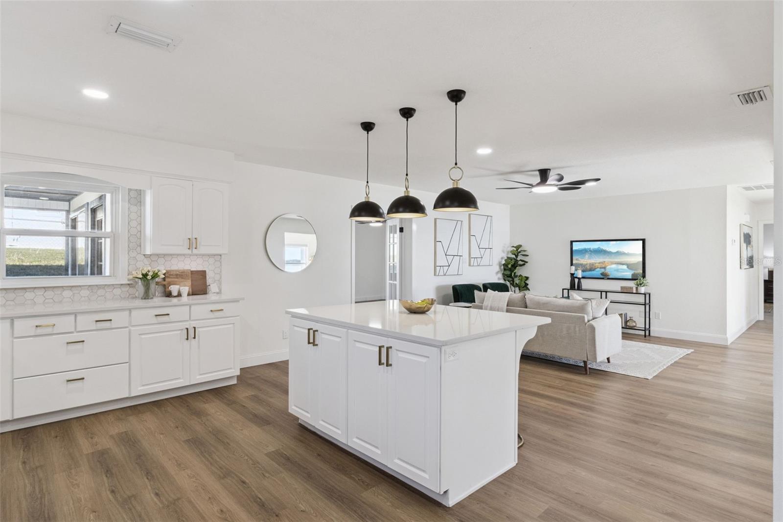 Single Family Residence at 1106 LAKE ARIANA BLVD, AUBURNDALE, photo 16 of 53