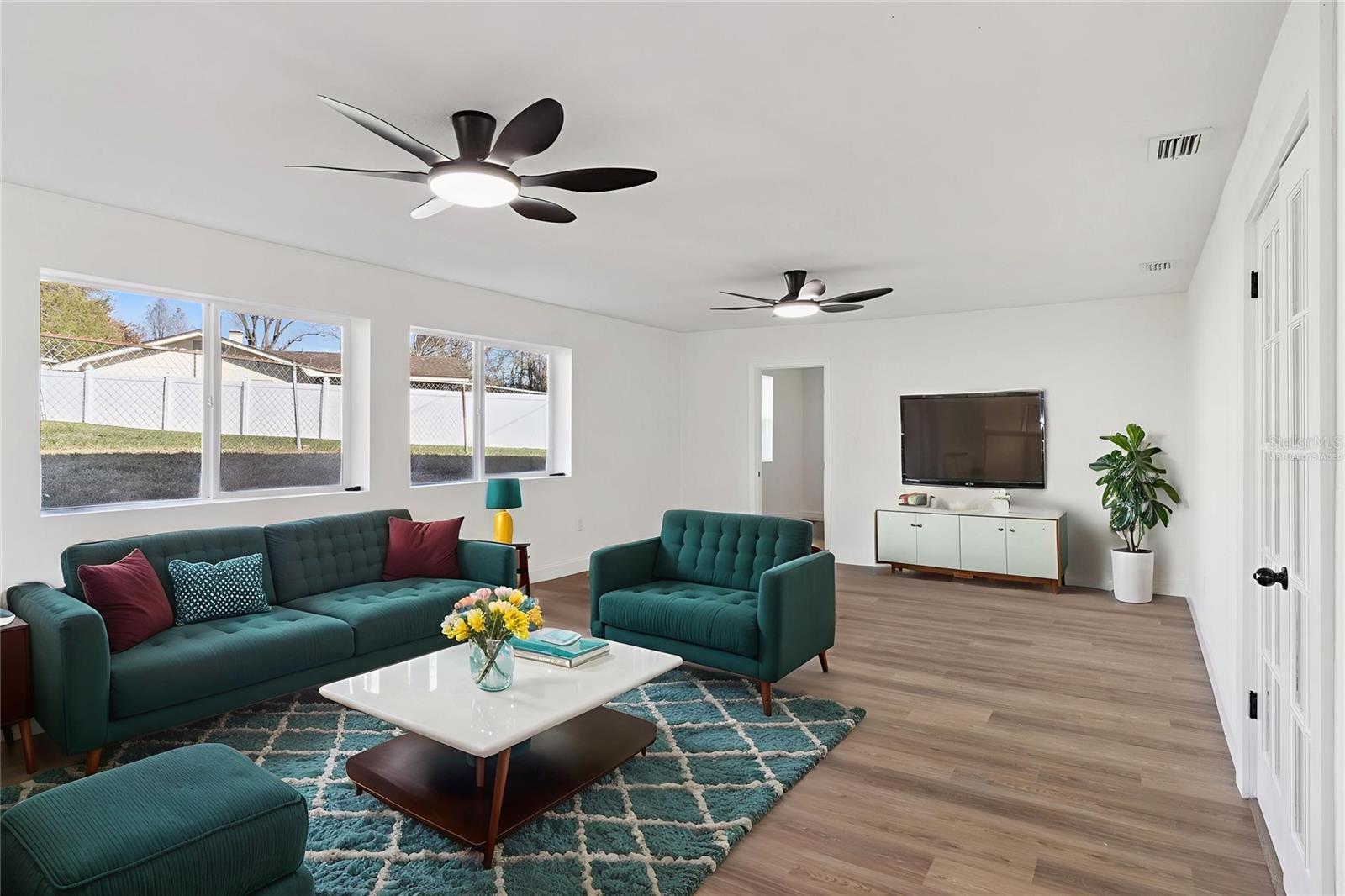 Great Room - Virtually staged - 1106 LAKE ARIANA BLVD, AUBURNDALE