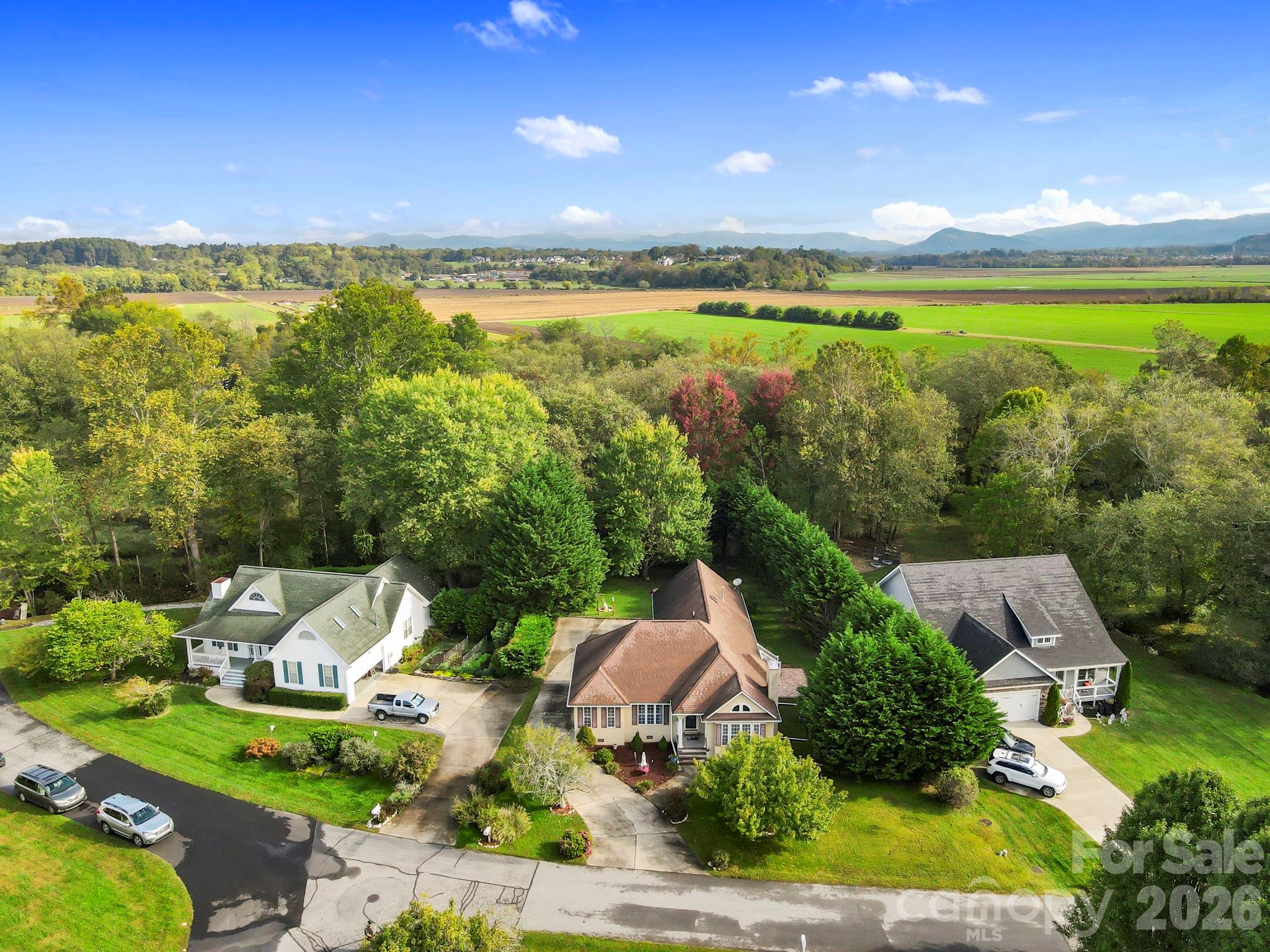 372 Kingfisher Lane