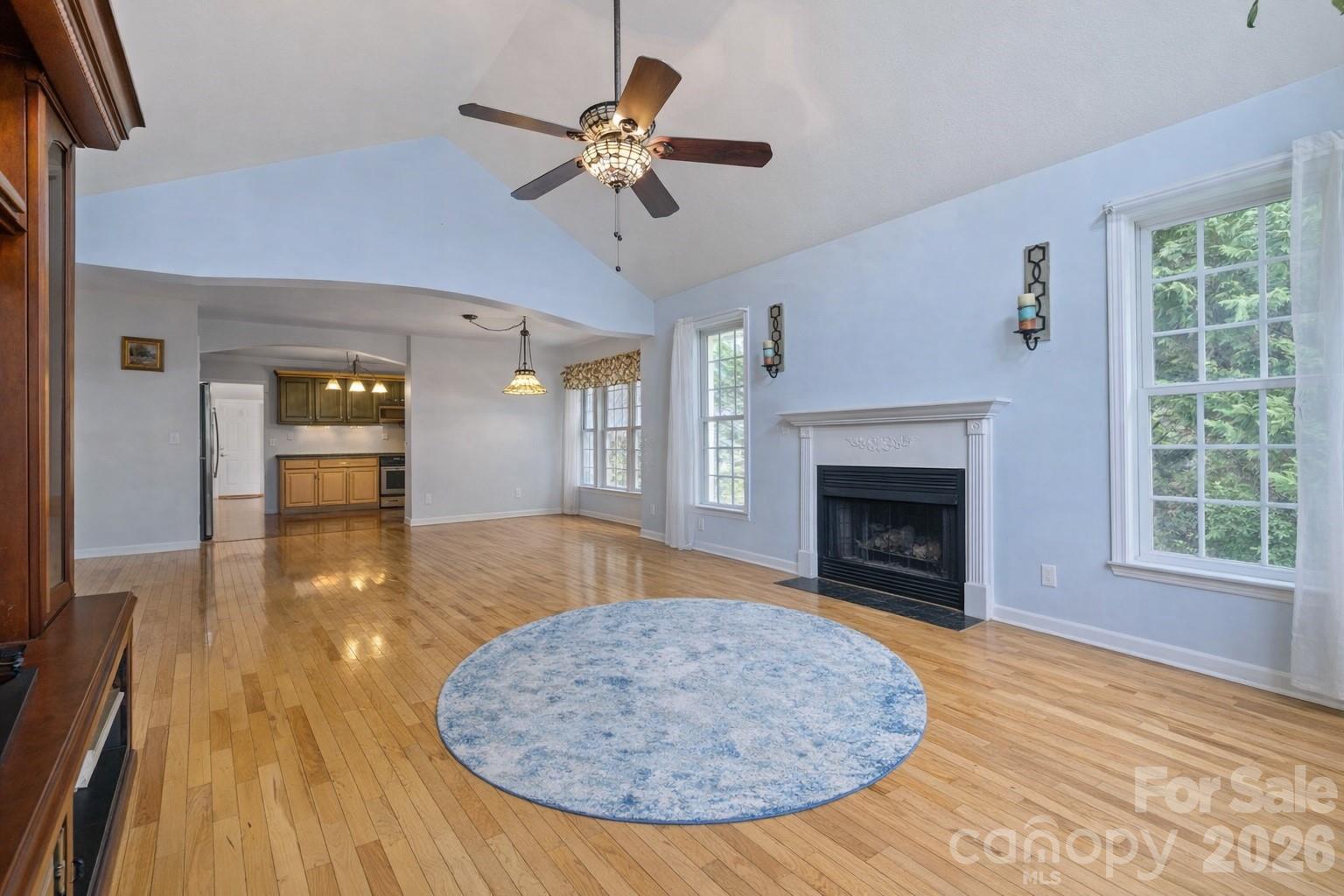 living room - 372 Kingfisher Lane, Mills River