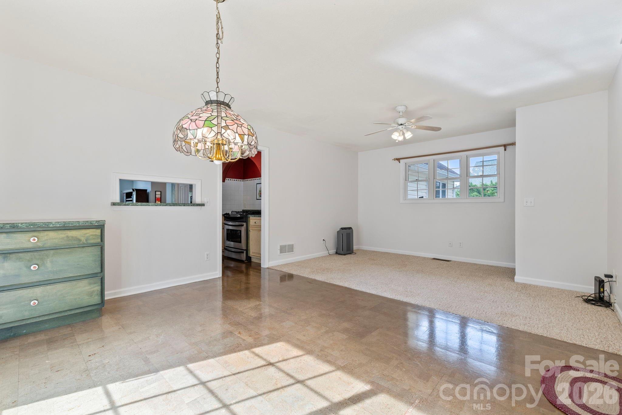 Single Family Residence at 372 Kingfisher Lane, Mills River, photo 12 of 28